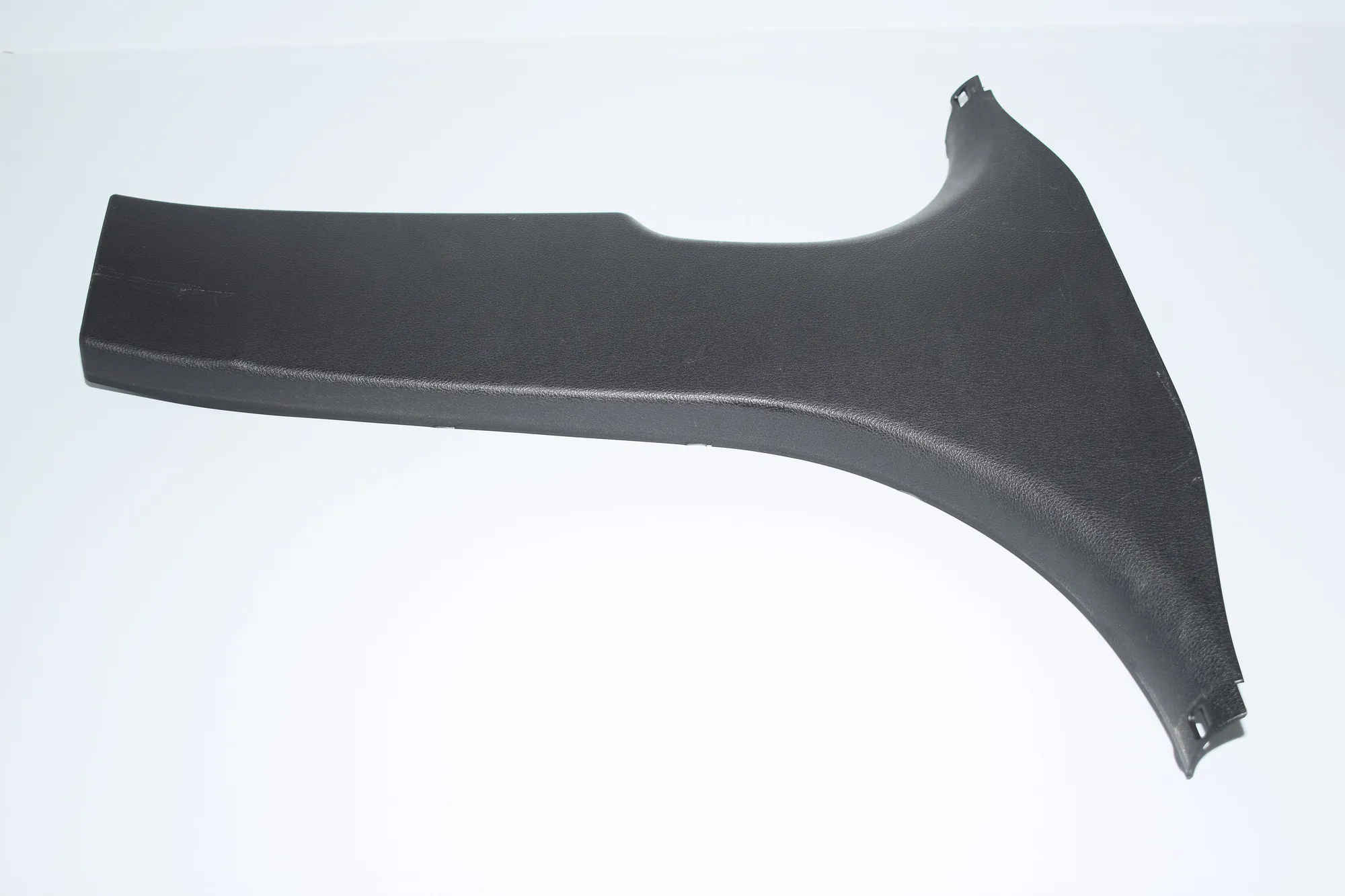 Right Side B Pillar Trim – OEM 7221002 · BMW 3 (F30, F80) 330 d xDrive 2014