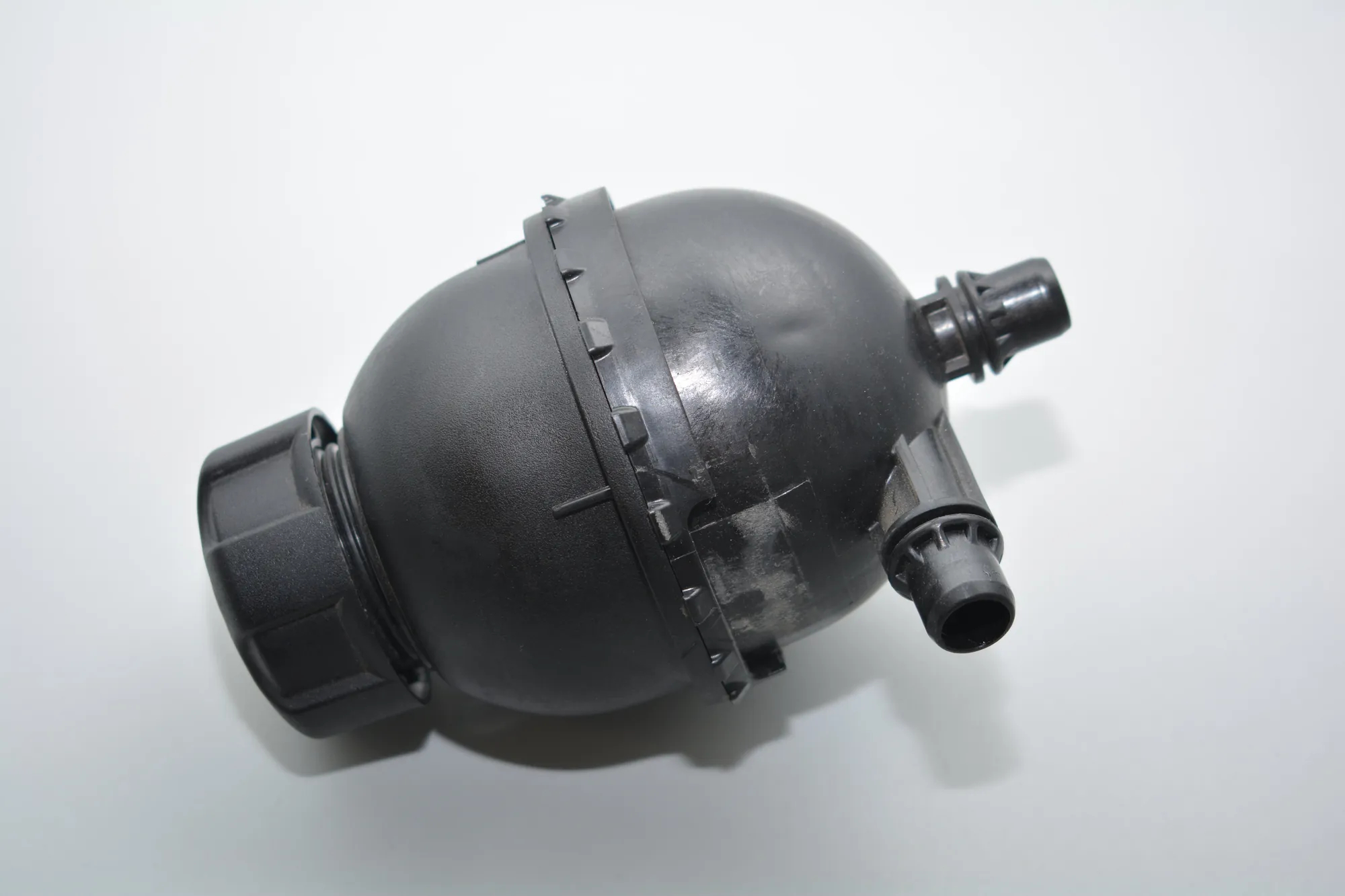 Expansion Tank – OEM 7604431 · BMW i3 (I01) Hybrid 2016 – 3