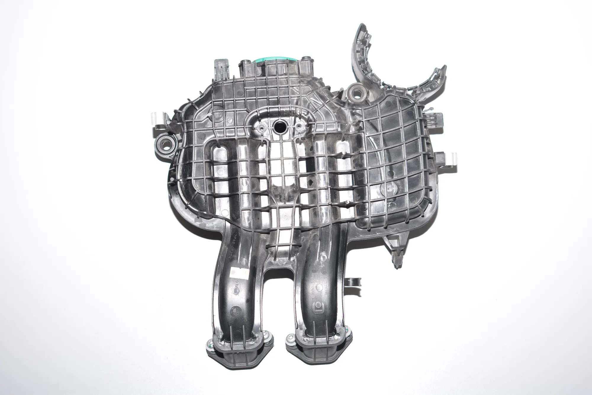 Intake Manifold – OEM 8530103 · BMW i3 (I01) Hybrid 2016 – 3