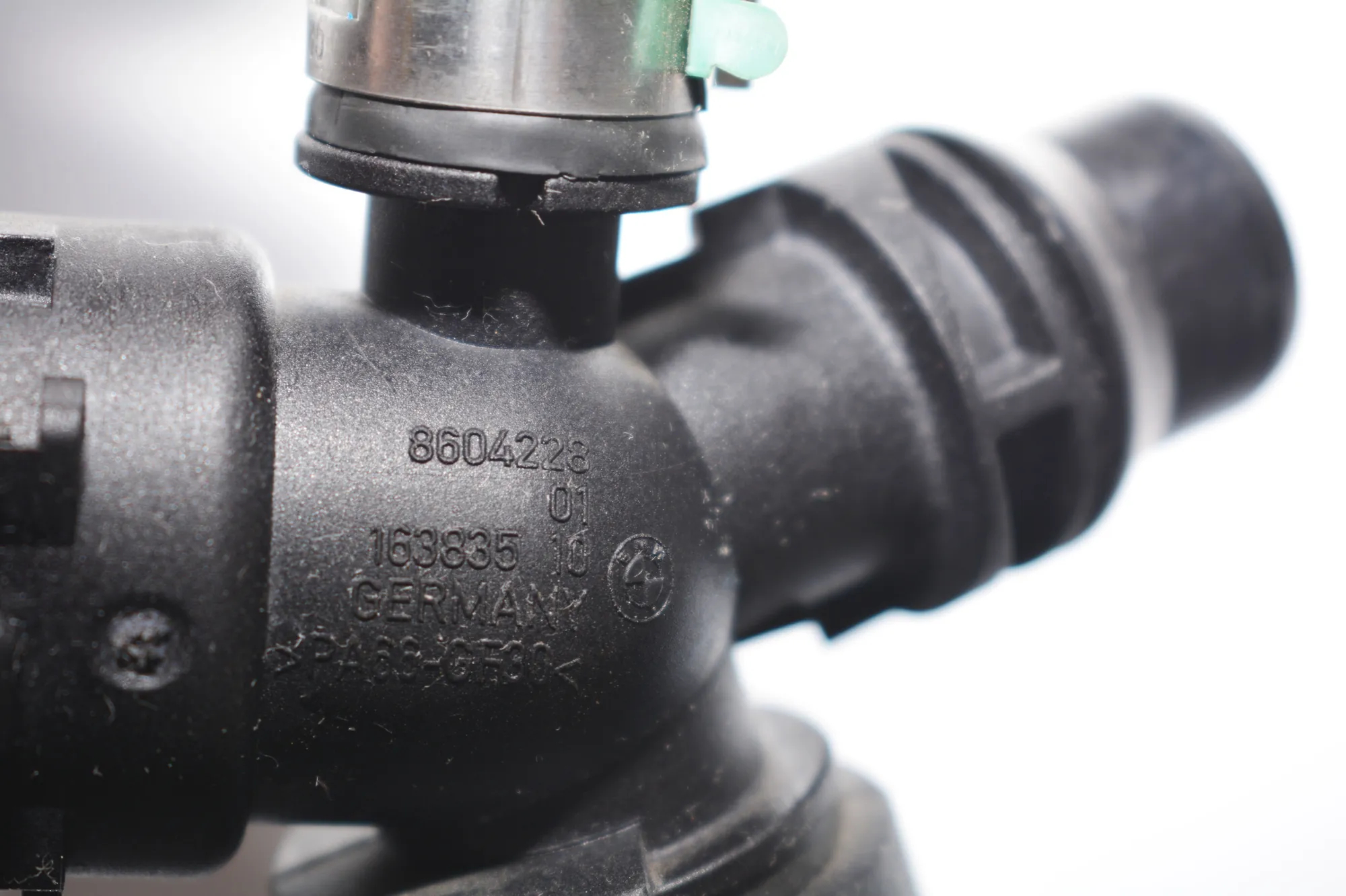 Coolant Hose Pipe – OEM 8656443 · BMW i3 (I01) Hybrid 2016 – 6