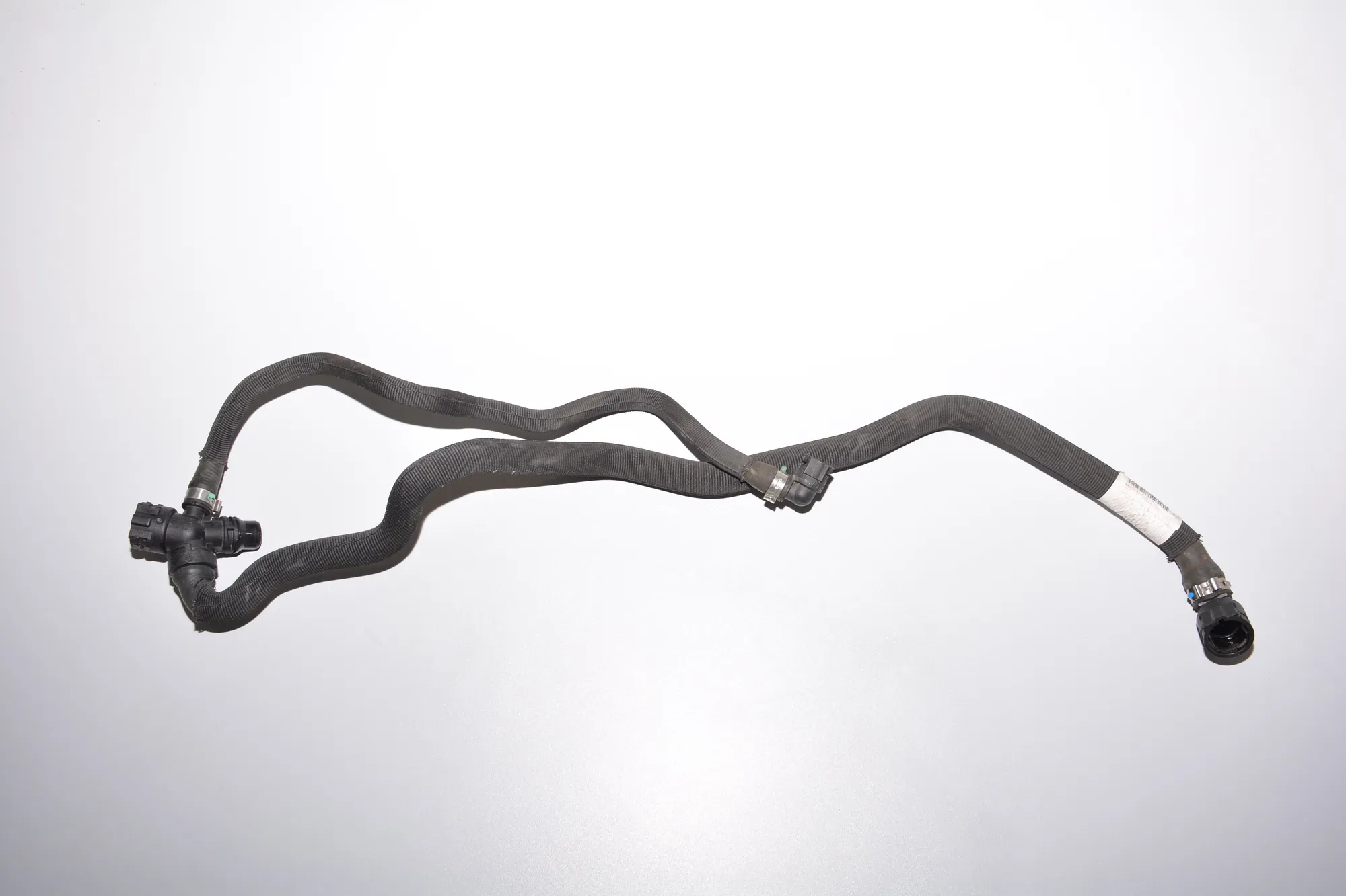 Coolant Hose Pipe – OEM 8656443 · BMW i3 (I01) Hybrid 2016 – 4