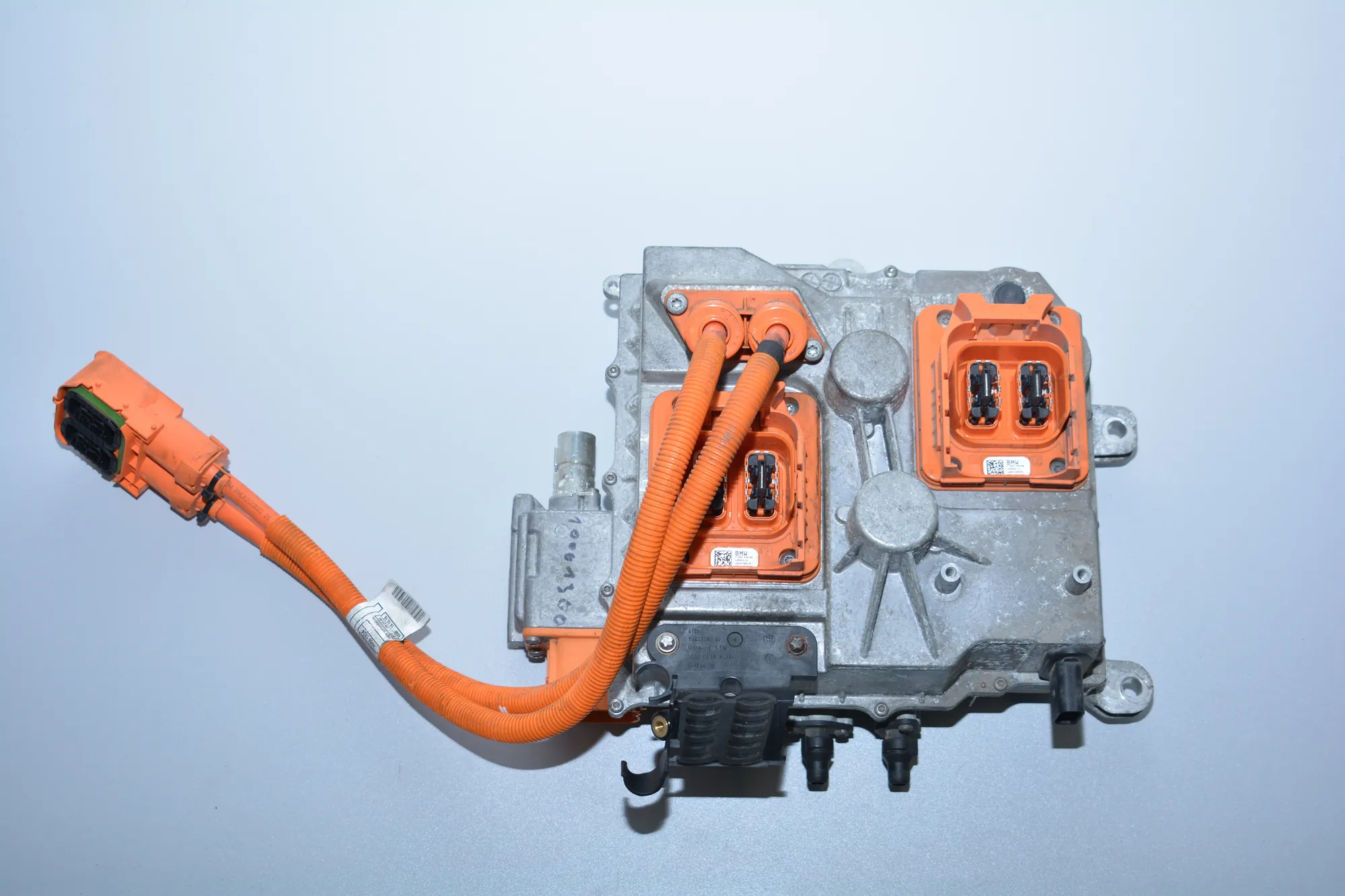 Other Control Units – OEM 10001934 · BMW i3 (I01) Hybrid 2016