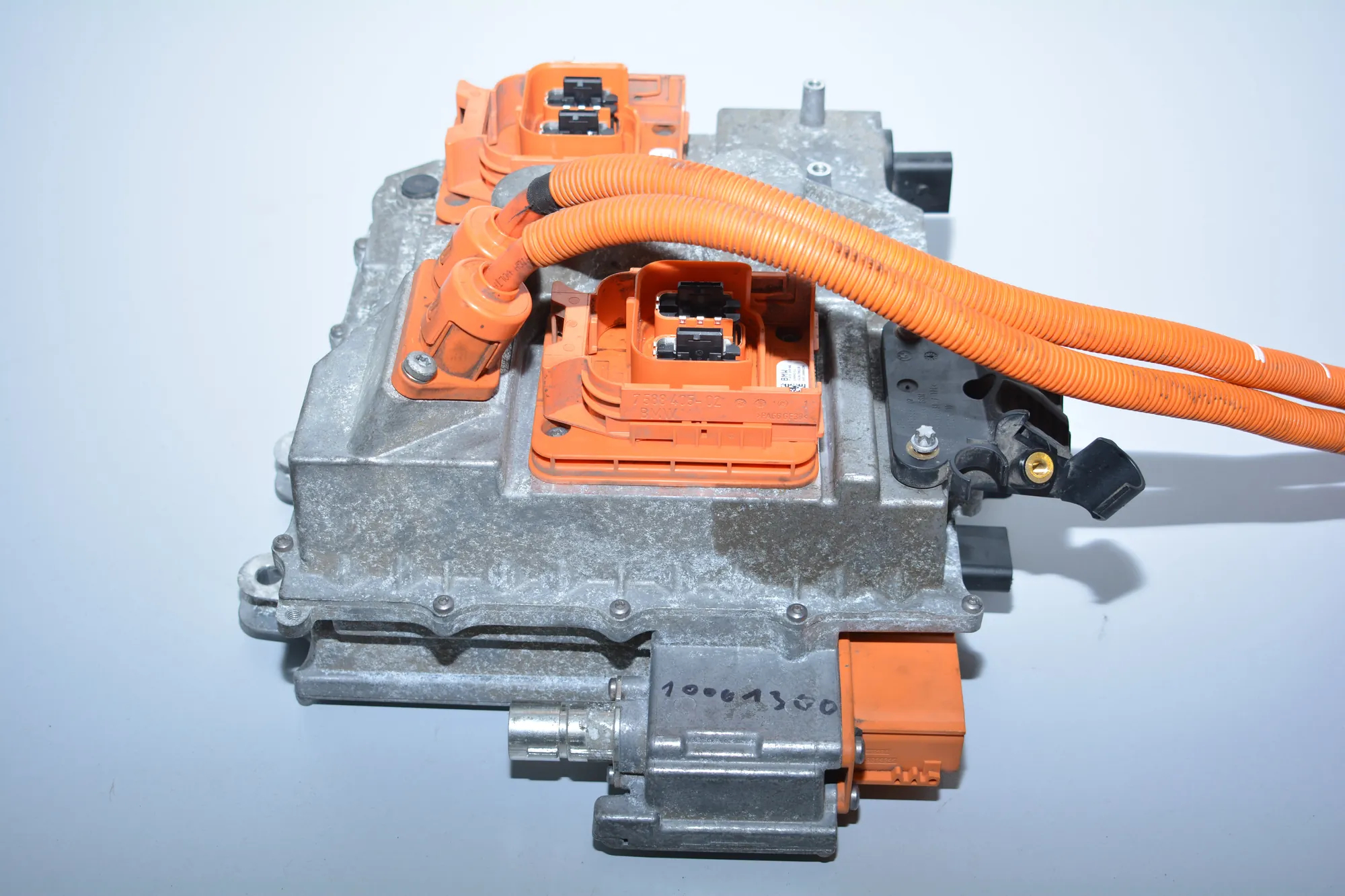 Other Control Units – OEM 10001934 · BMW i3 (I01) Hybrid 2016 – 2