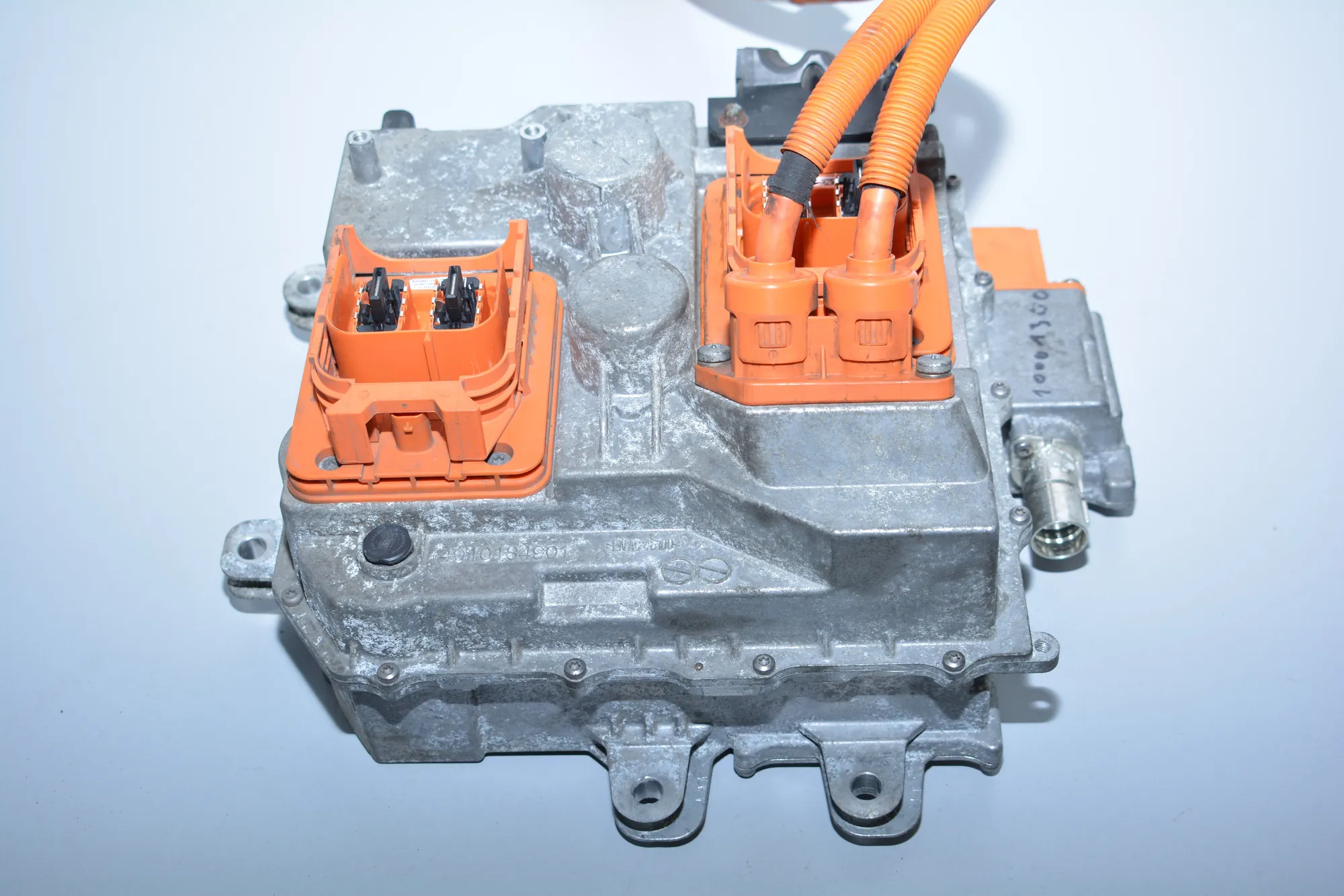 Other Control Units – OEM 10001934 · BMW i3 (I01) Hybrid 2016 – 5