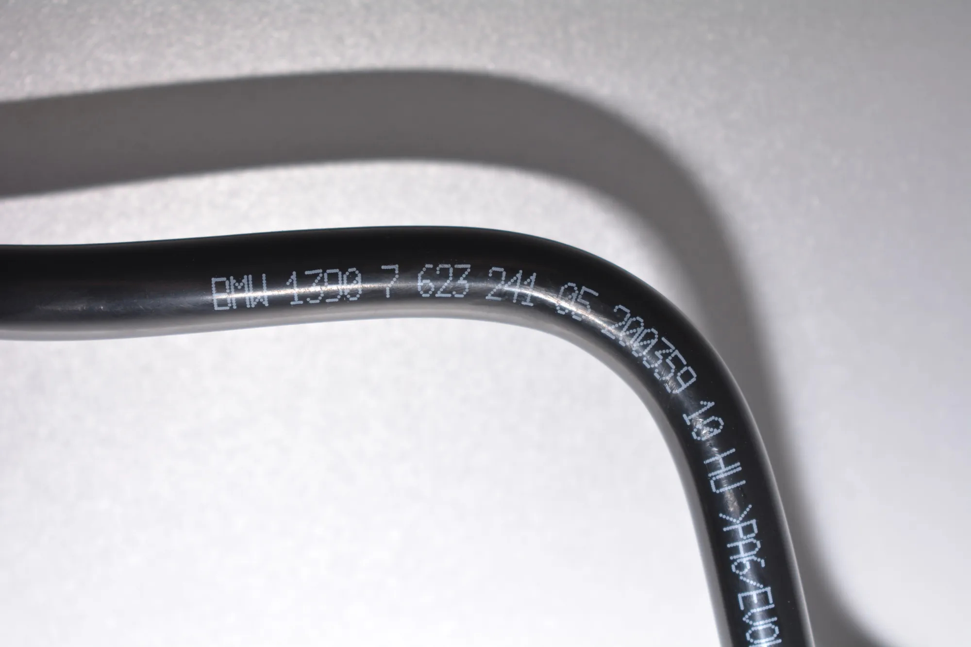 Other tubes – OEM 7623241 · BMW i3 (I01) Hybrid 2016 – 5