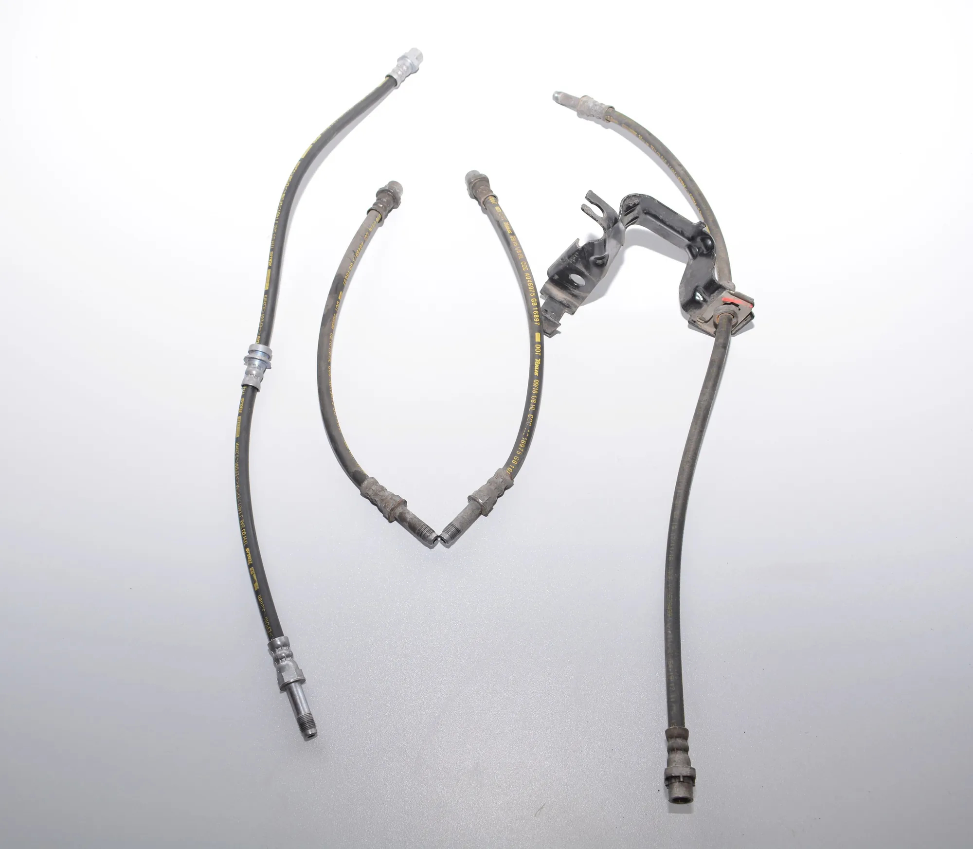 Brake Pipe Hose – OEM J1401 · BMW i3 (I01) Hybrid 2016 – 3