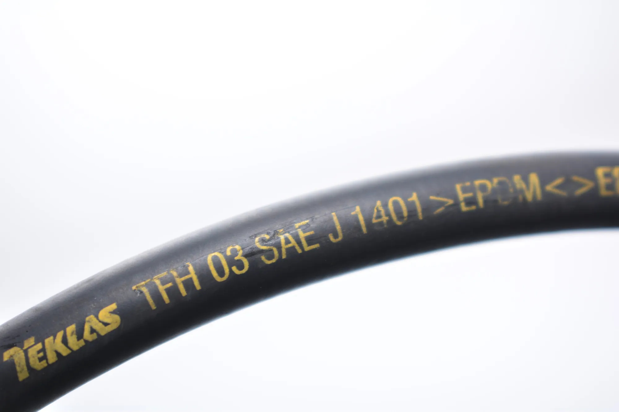 Brake Pipe Hose – OEM J1401 · BMW i3 (I01) Hybrid 2016 – 4