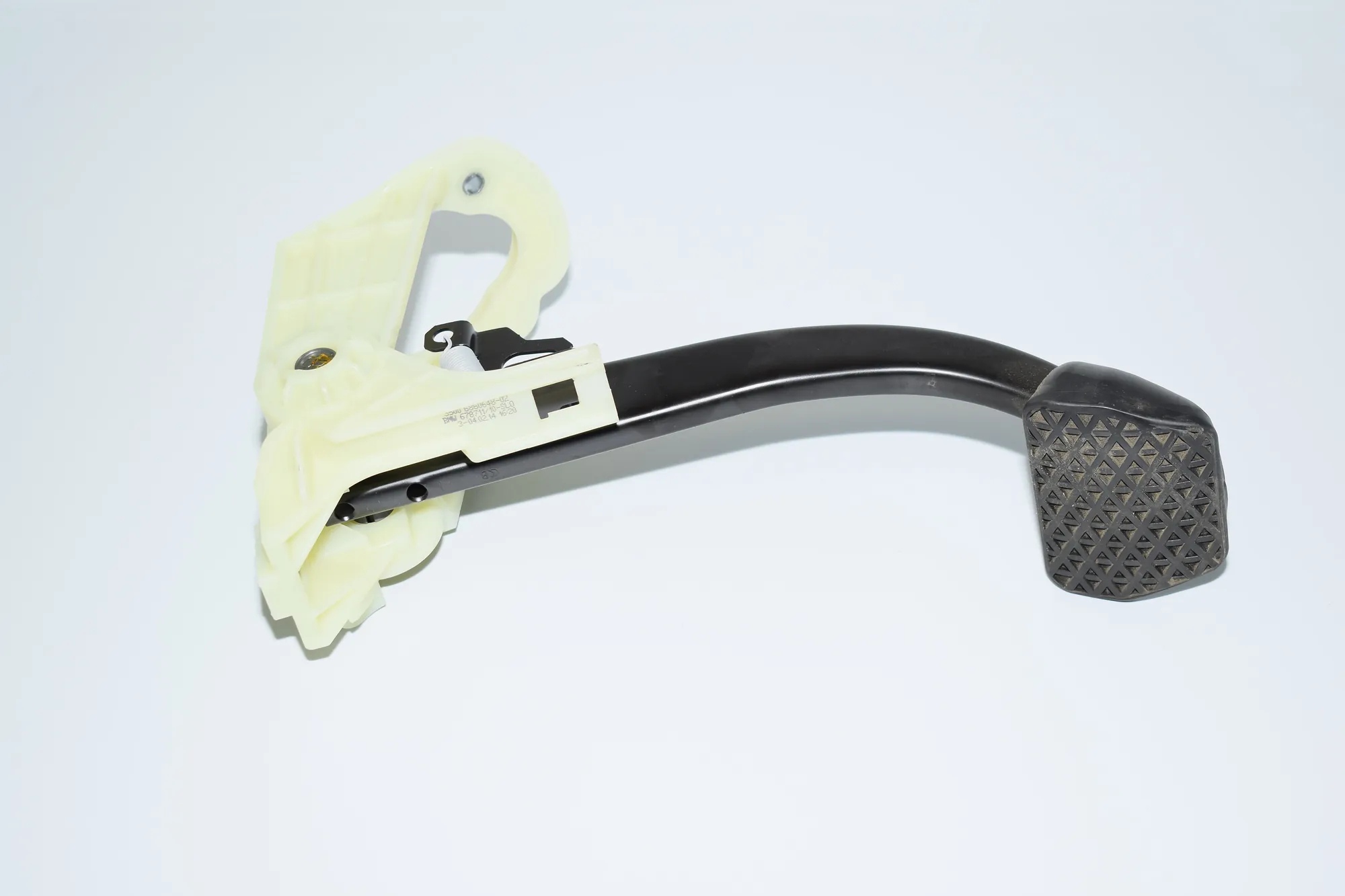 Brake Pedal – OEM 6860648 · BMW 3 (F30, F80) 330 d xDrive 2014 – 3
