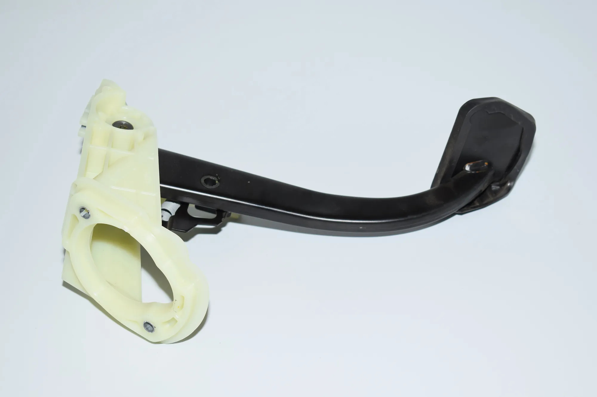 Brake Pedal – OEM 6860648 · BMW 3 (F30, F80) 330 d xDrive 2014 – 4