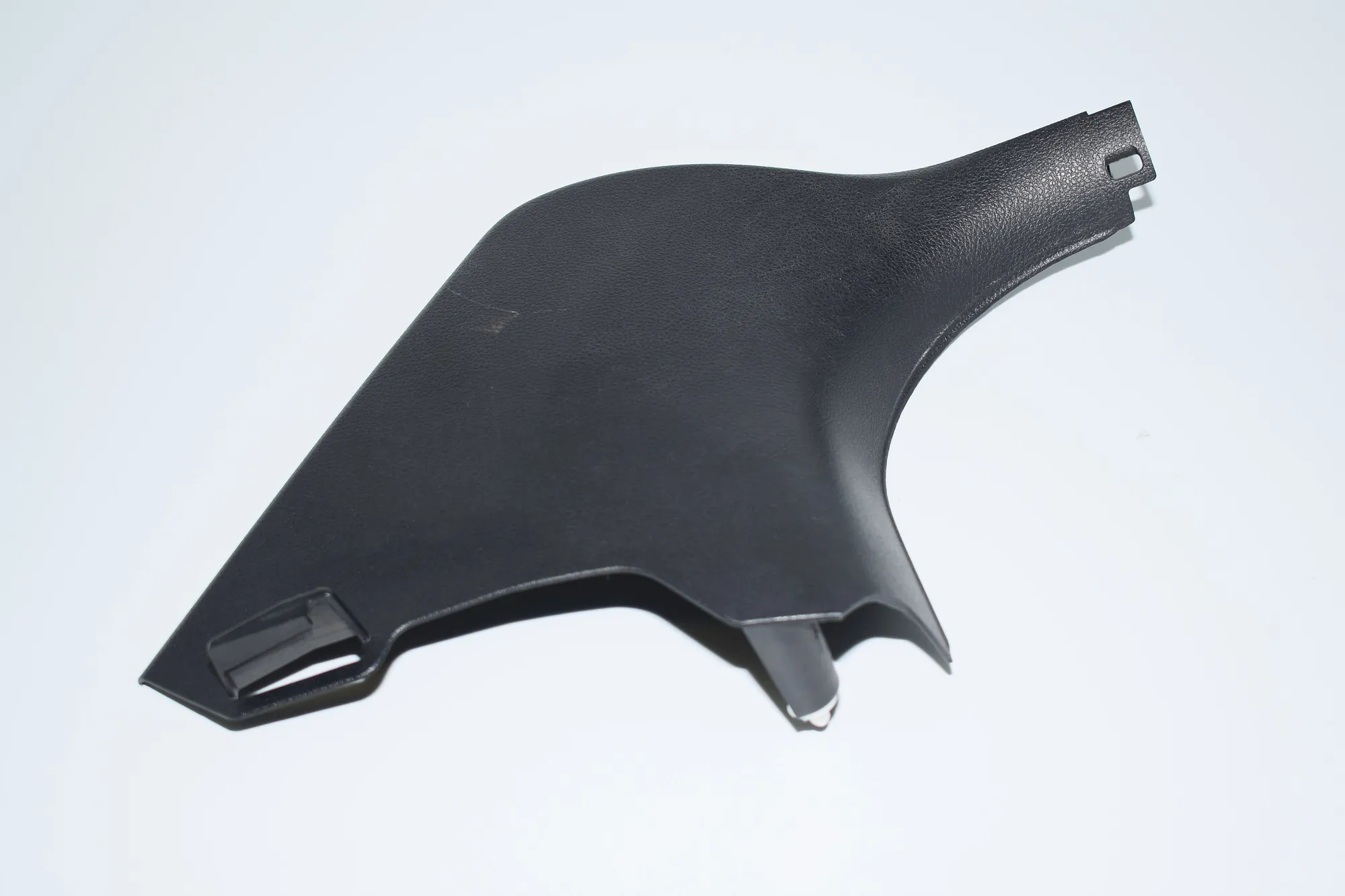 Front Left A Pillar Trim – OEM 7221905 · BMW 3 (F30, F80) 330 d xDrive 2014