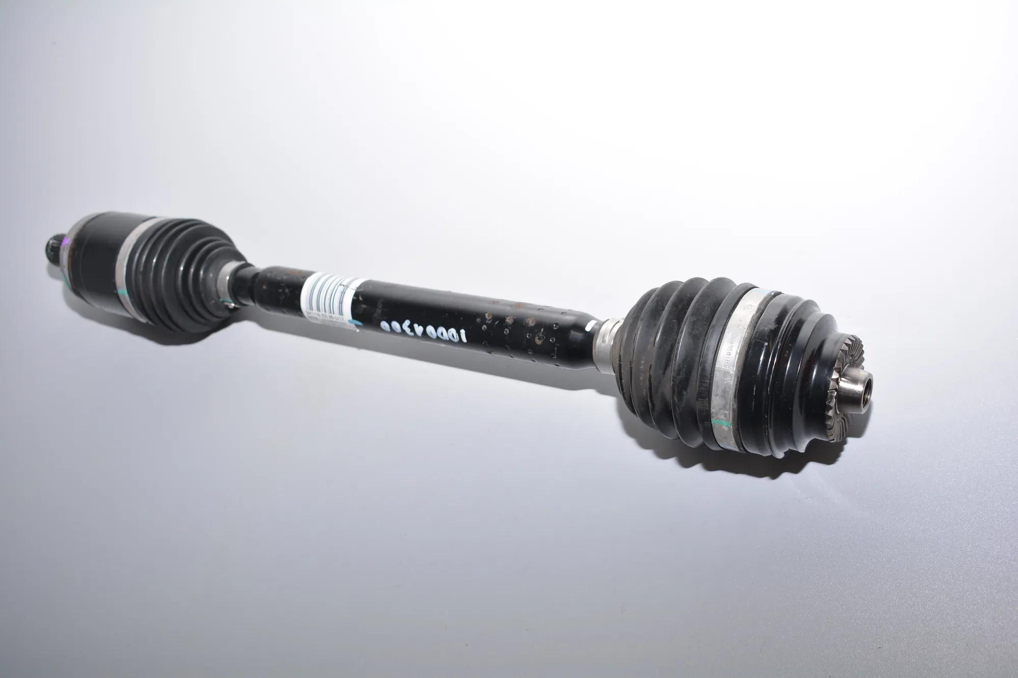 Rear Left Driveshaft – OEM 7641213 · BMW i3 (I01) Hybrid 2016