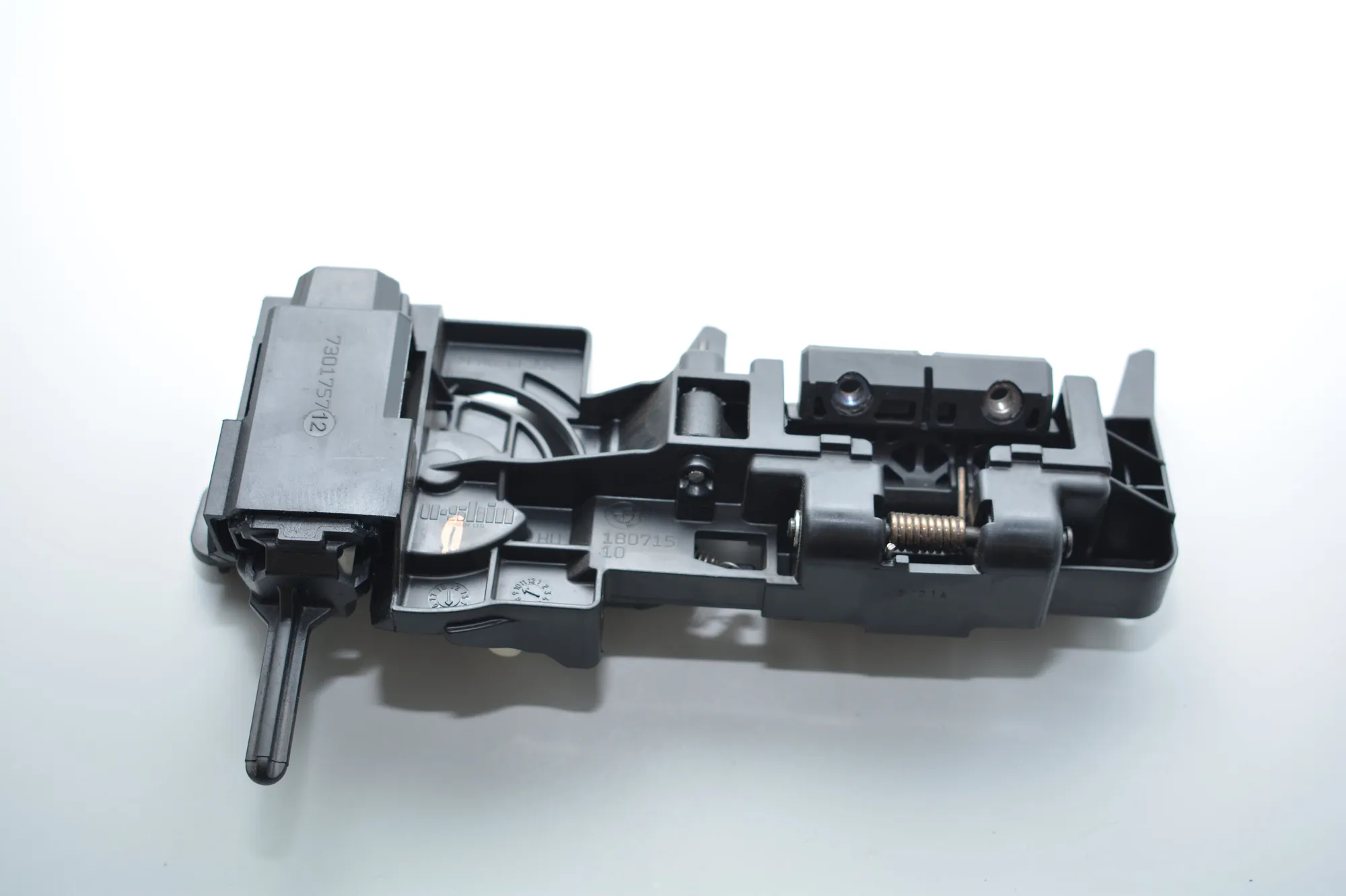 Front Left Inner Opening Handle – OEM 7301757 · BMW i3 (I01) BMW i3 (I01) Electric 2014