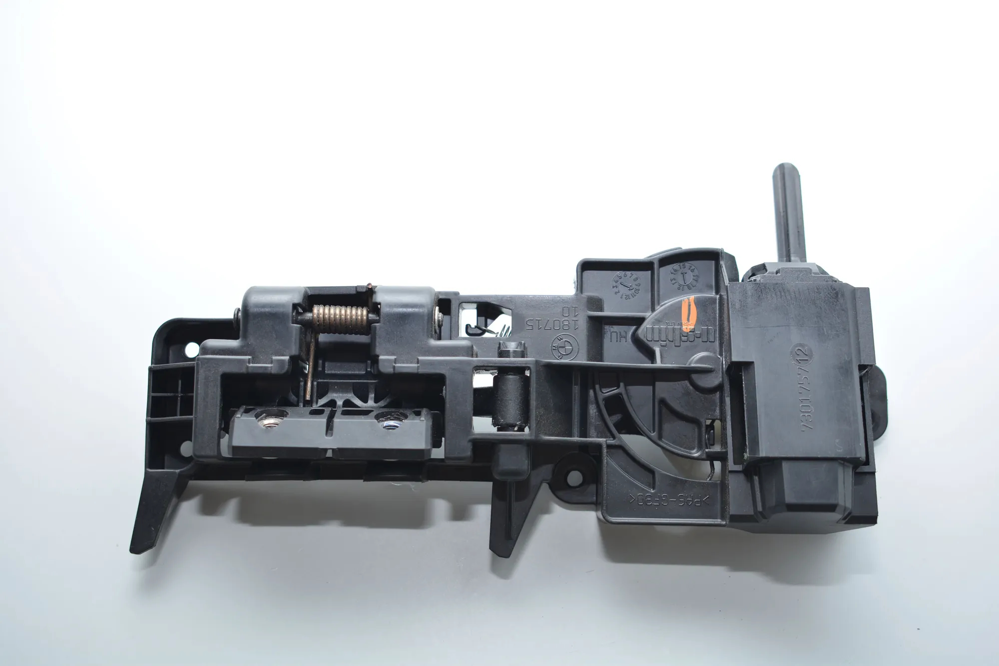 Front Left Inner Opening Handle – OEM 7301757 · BMW i3 (I01) BMW i3 (I01) Electric 2014 – 2