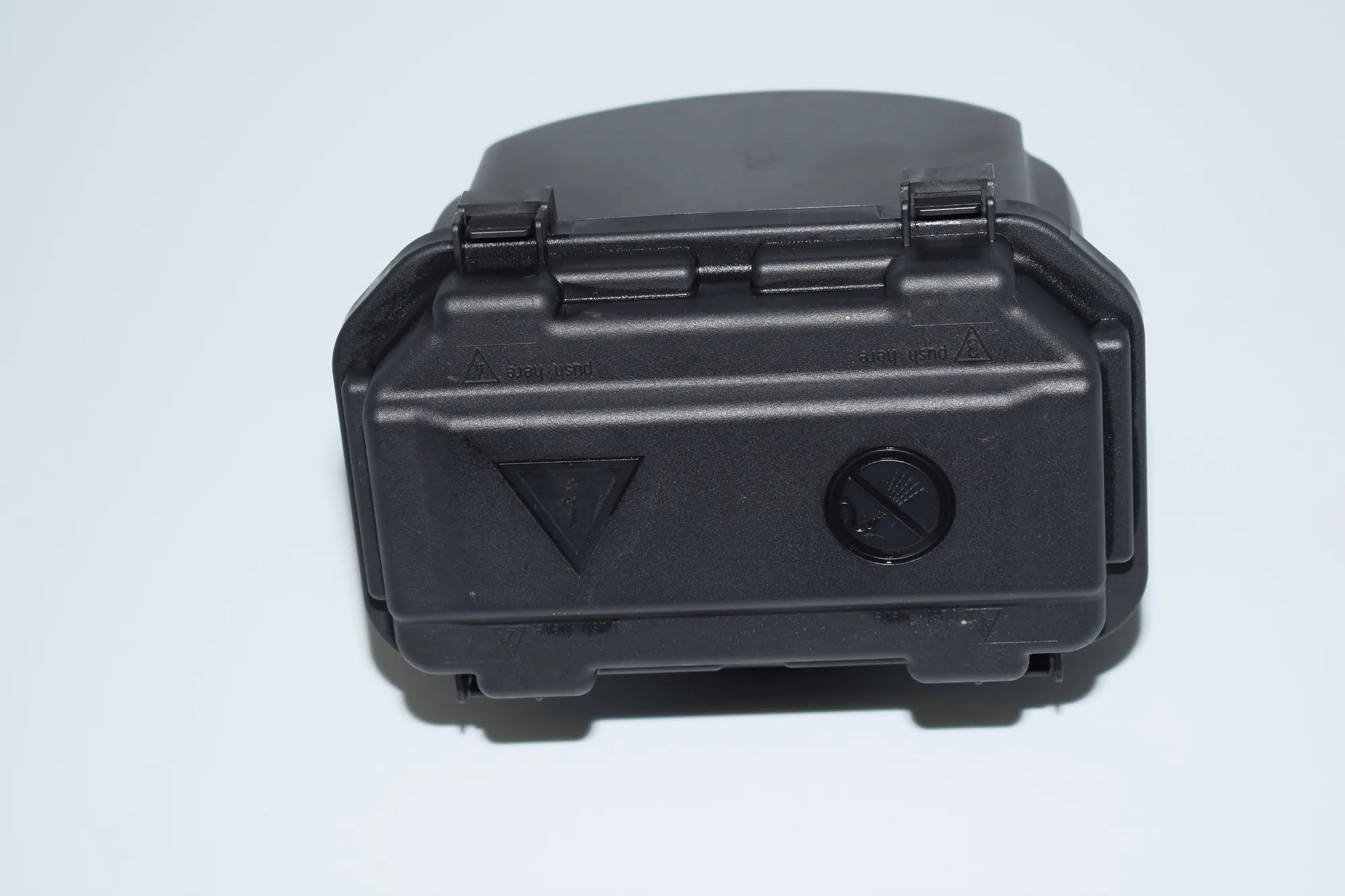 Fuse Box · BMW 3 (F30, F80) 330 d xDrive 2014 – 4