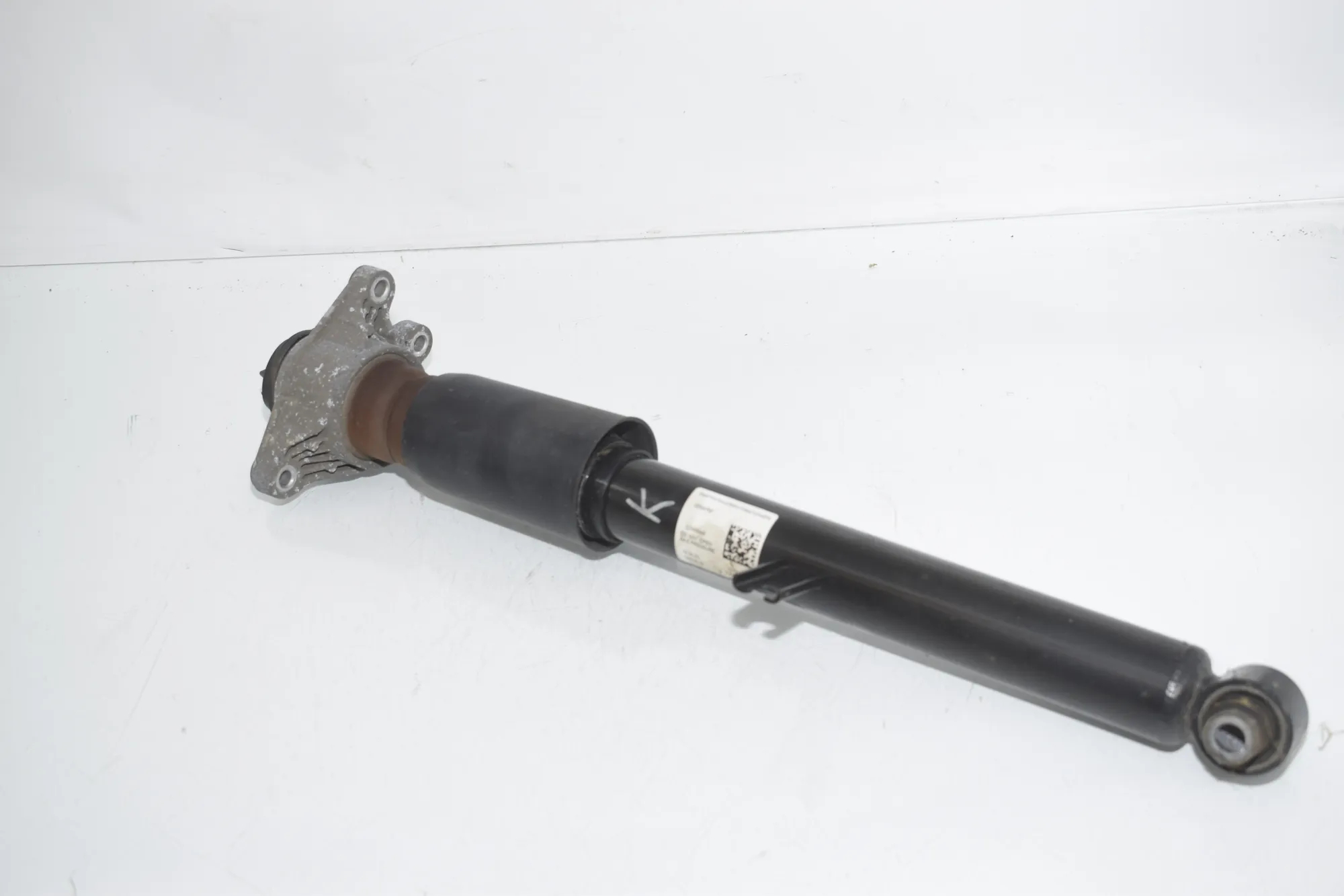Rear Left Shock Absorber – OEM 6879317 · BMW 3 Touring (G21) (2019 - -) 320 d 2024 – 2