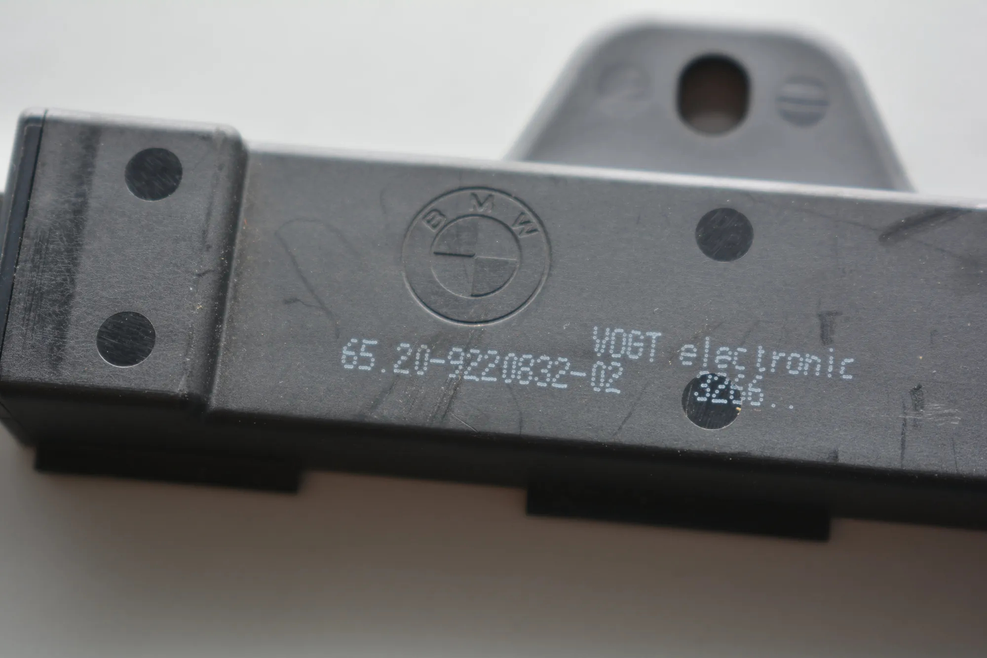 Antenna – OEM 9220832 · BMW i3 (I01) Hybrid 2016 – 4