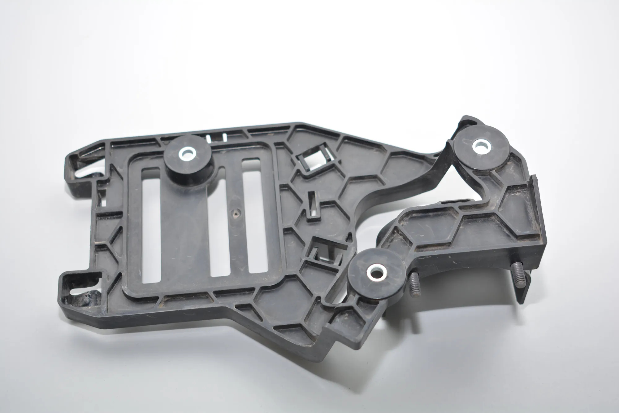 Other Body Parts – OEM 7640517 · BMW i3 (I01) Hybrid 2016 – 4