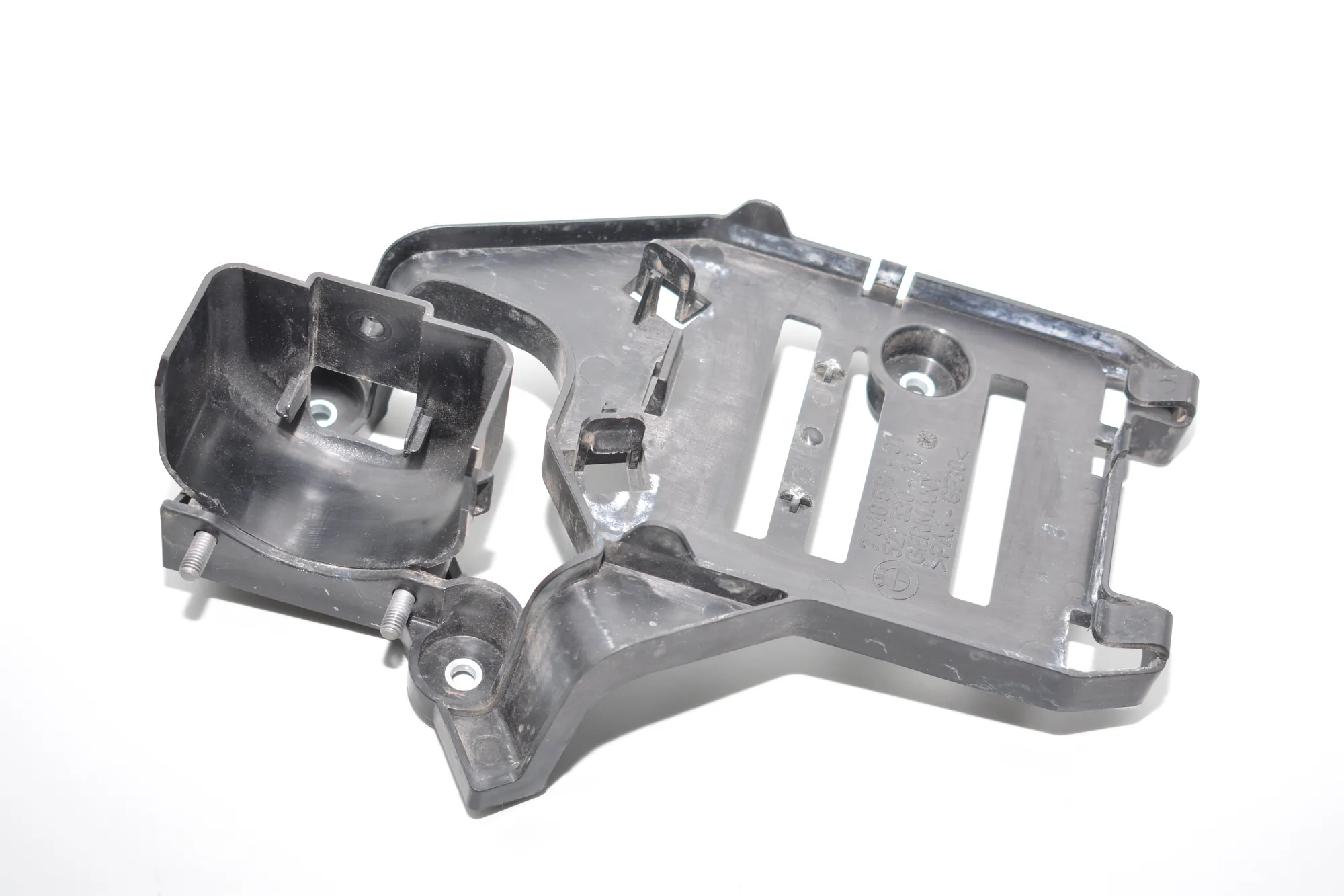 Other Body Parts – OEM 7640517 · BMW i3 (I01) Hybrid 2016 – 3