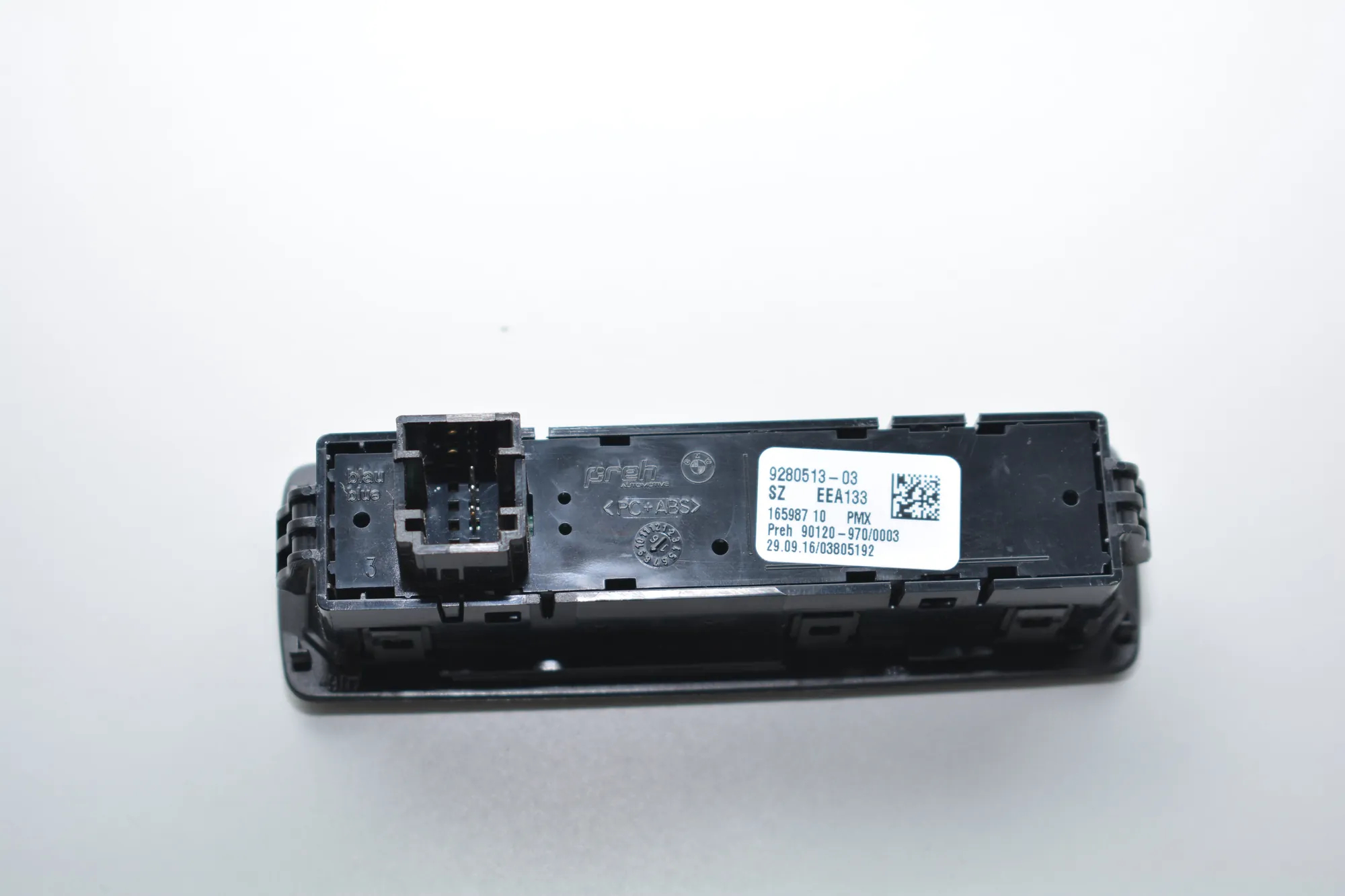 Button Switch Panel – OEM 9280513 · BMW i3 (I01) Hybrid 2016 – 4