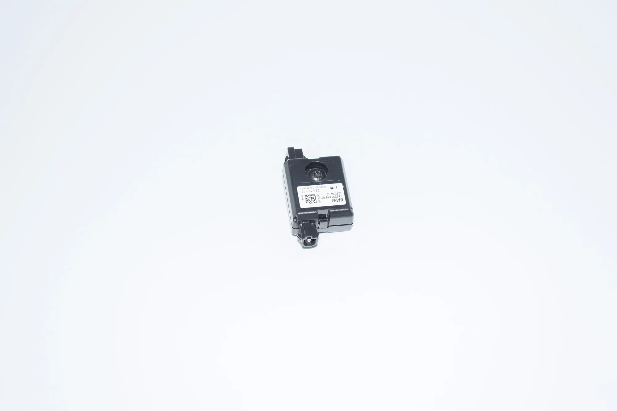Antenna – OEM 9231466 · BMW 3 (F30, F80) 330 d xDrive 2014