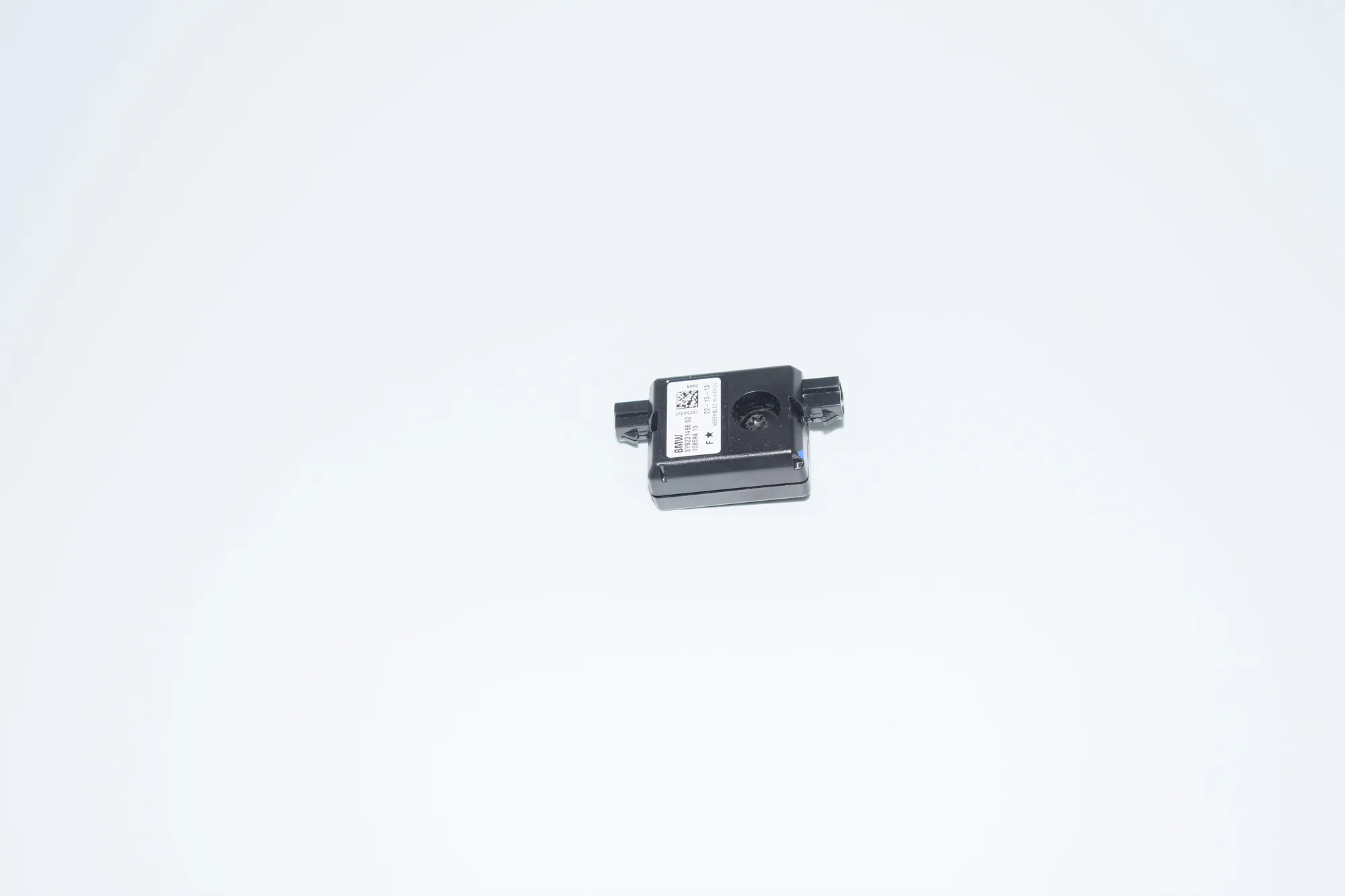 Antenna – OEM 9231466 · BMW 3 (F30, F80) 330 d xDrive 2014 – 3