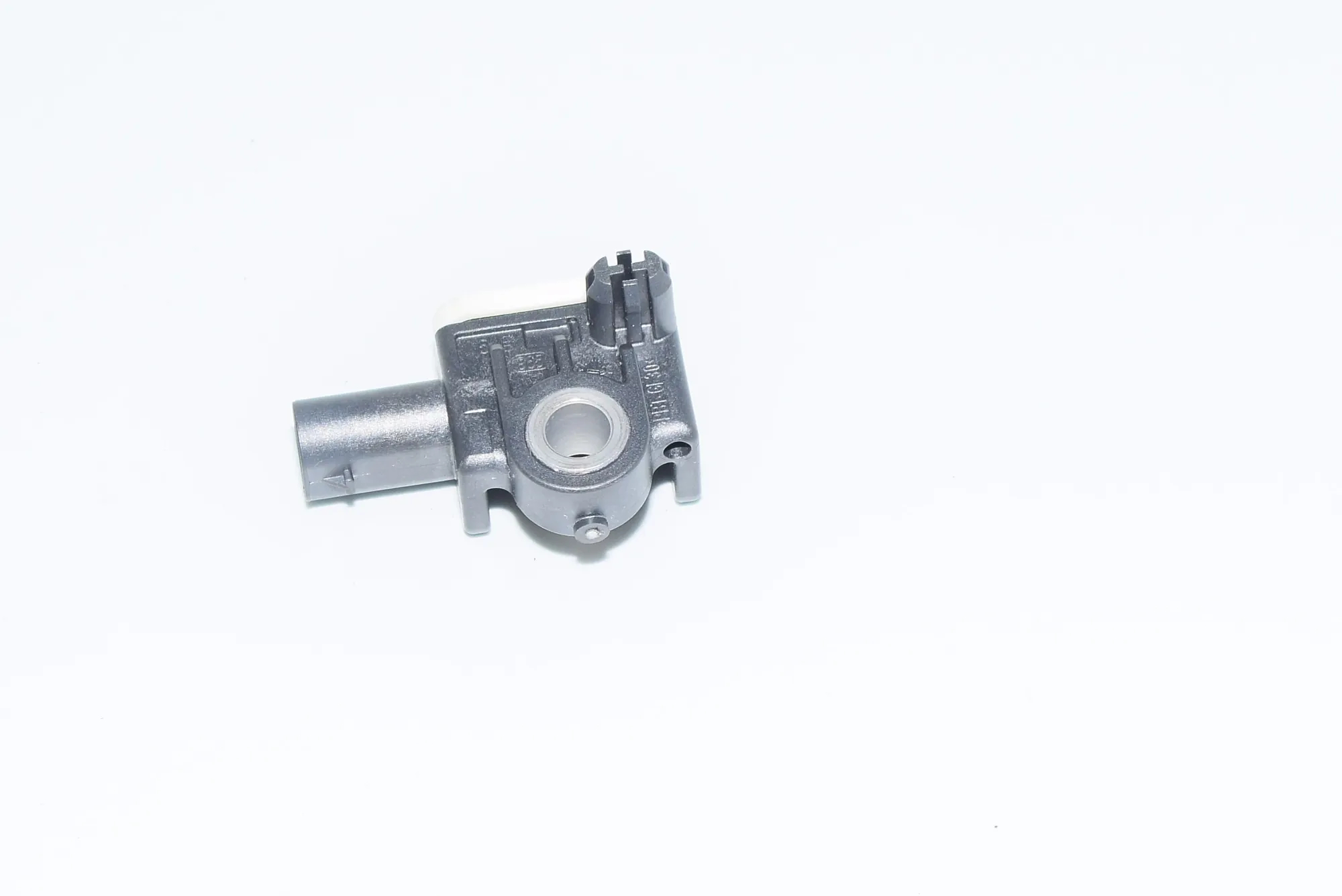 Front Left Impact Sensor – OEM 9234989 · BMW 3 (F30, F80) 330 d xDrive 2014