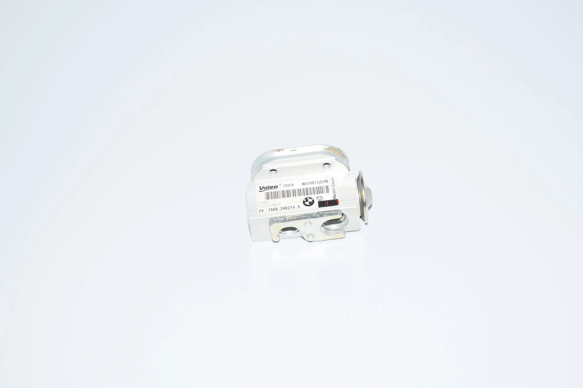 A/C Conditioner Expansion Valve – OEM 9289832 · BMW 3 (F30, F80) 330 d xDrive 2014