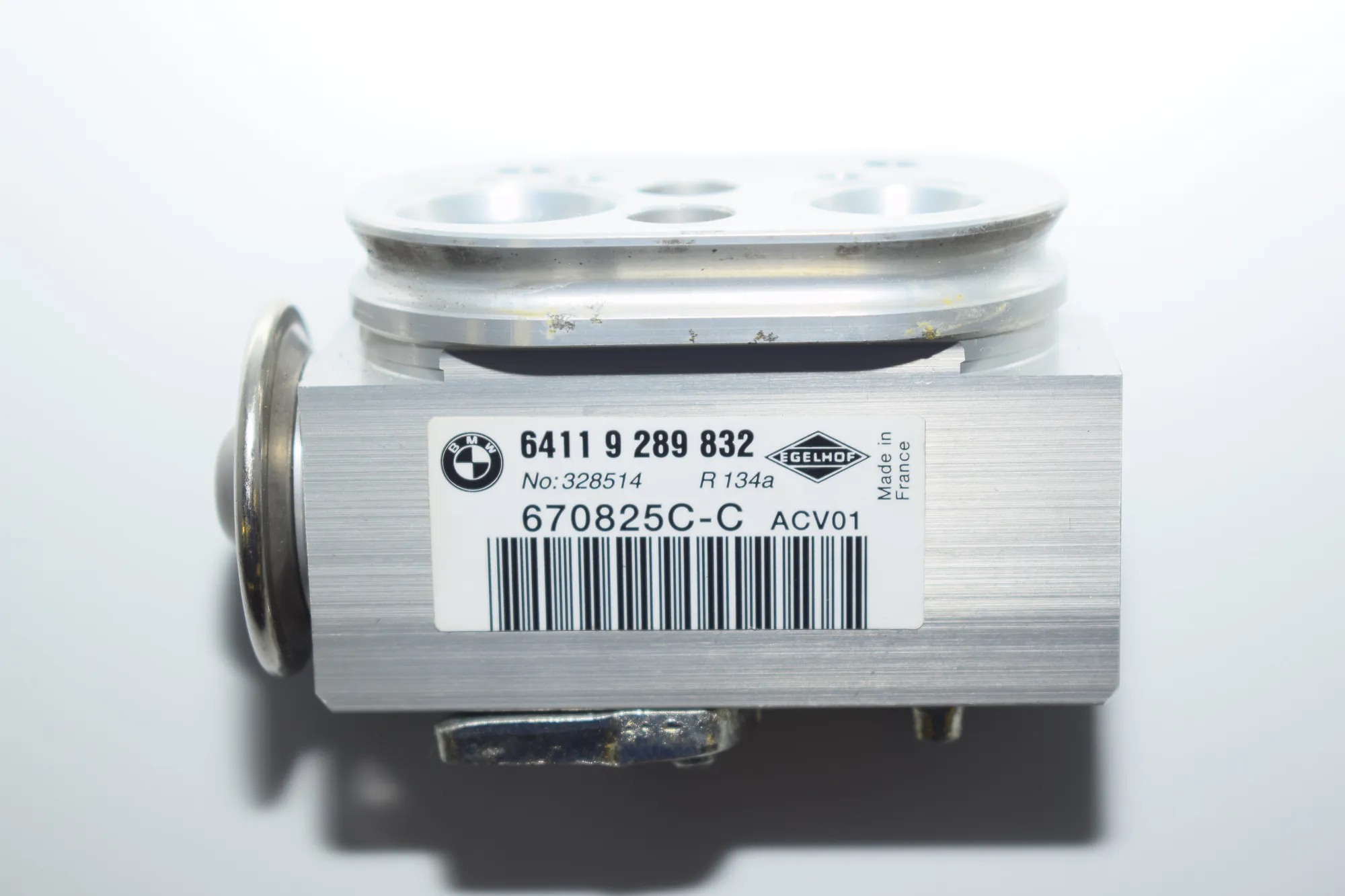 A/C Conditioner Expansion Valve – OEM 9289832 · BMW 3 (F30, F80) 330 d xDrive 2014 – 5