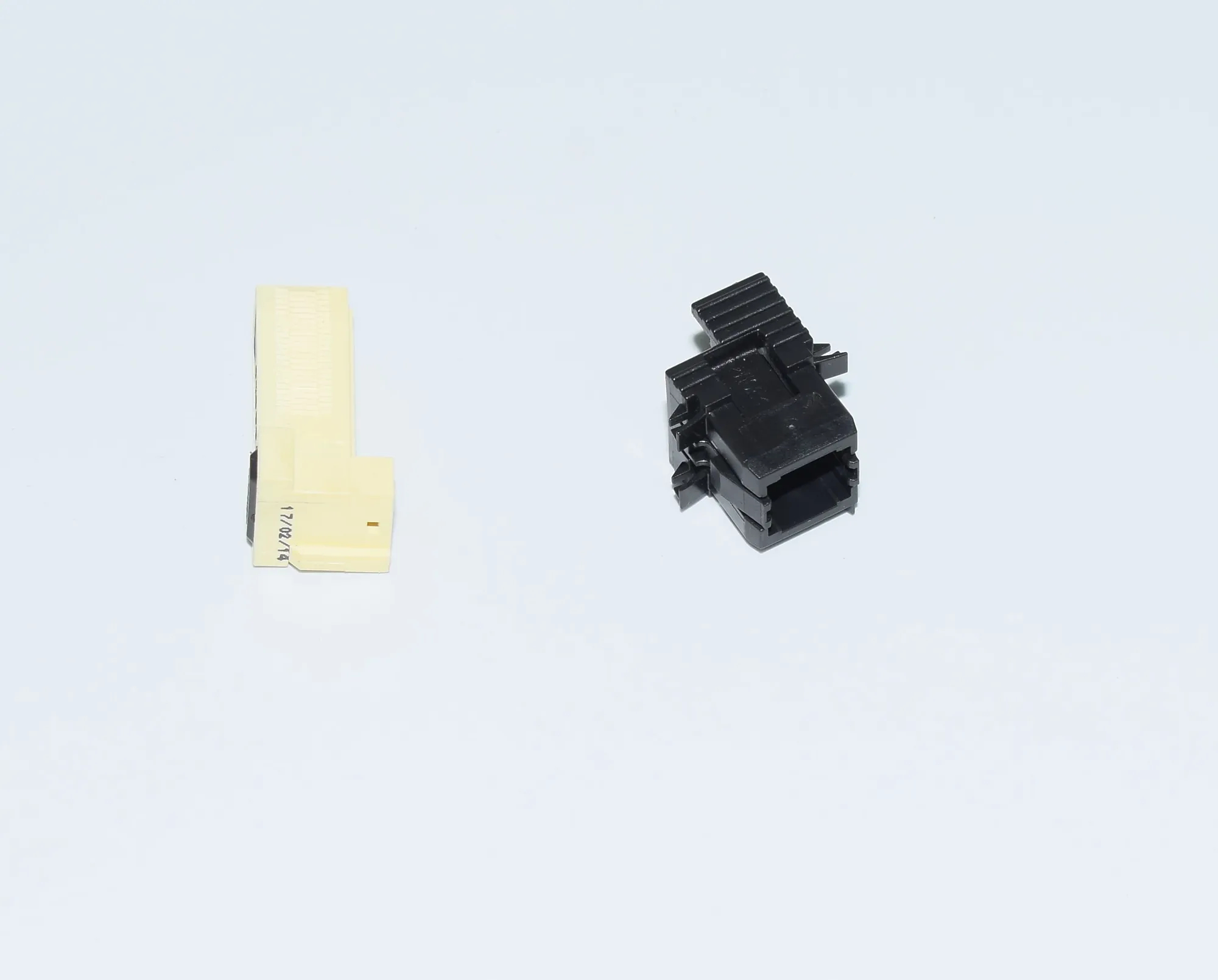 Brake Pedal Sensor – OEM 9240076 · BMW 3 (F30, F80) 330 d xDrive 2014 – 4