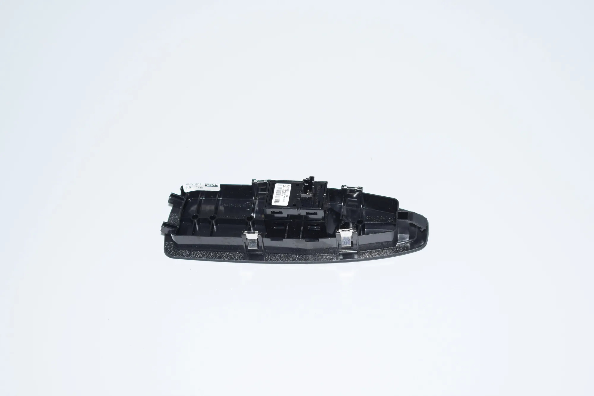Front Left Door Window Switch – OEM 9208107 · BMW 3 (F30, F80) 330 d xDrive 2014 – 2