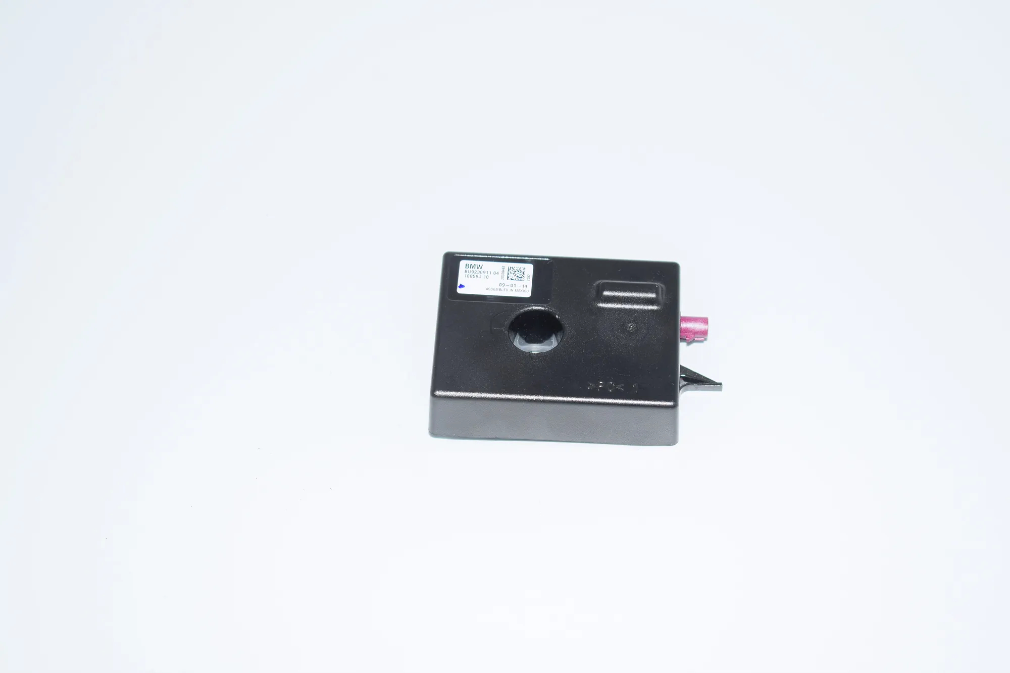 Antenna – OEM 9230911 · BMW 3 (F30, F80) 330 d xDrive 2014