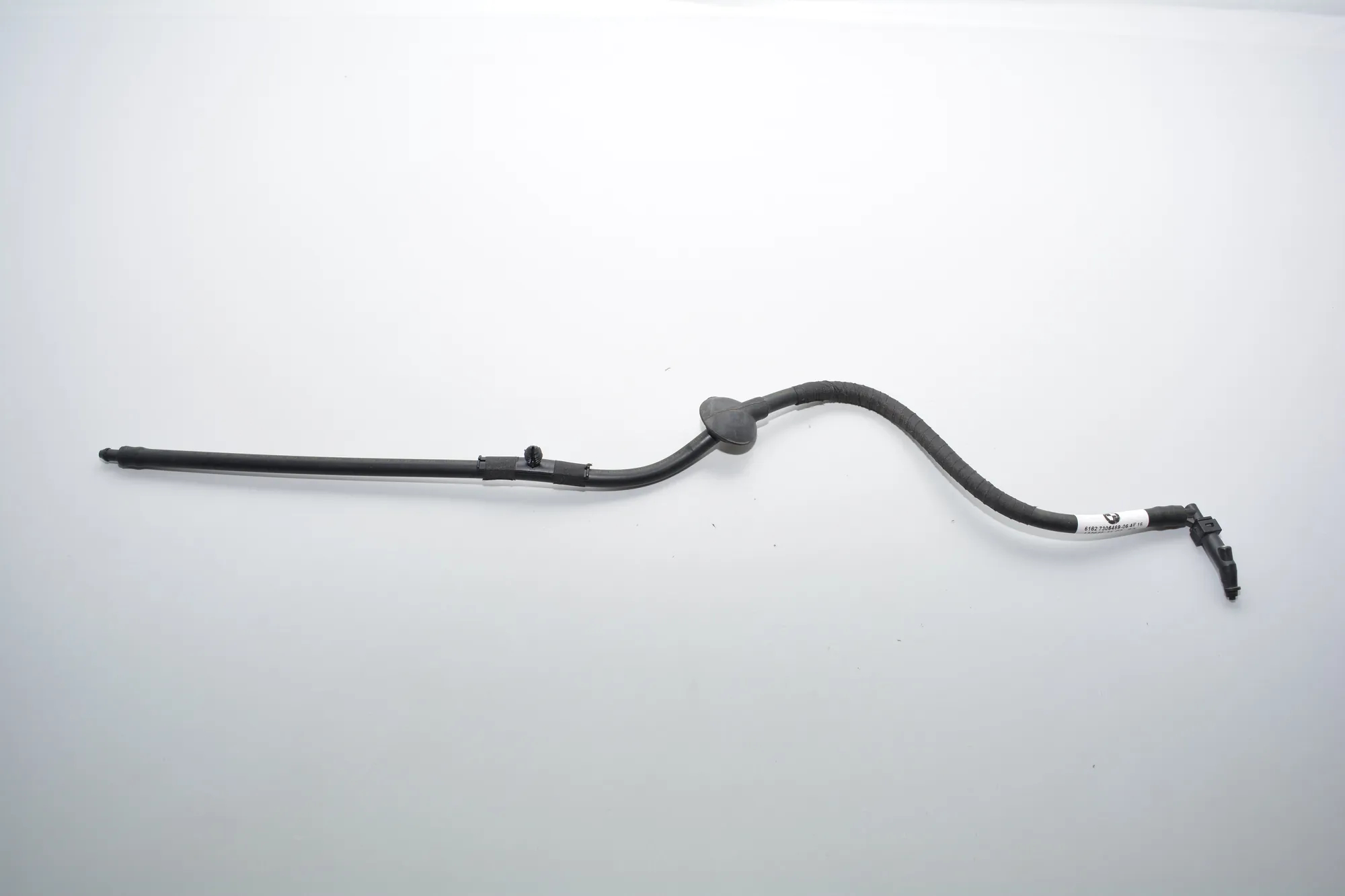 Headlight Washer Nozzle Pipe – OEM 7306469 · BMW i3 (I01) BMW i3 (I01) Hybrid 2015 – 3