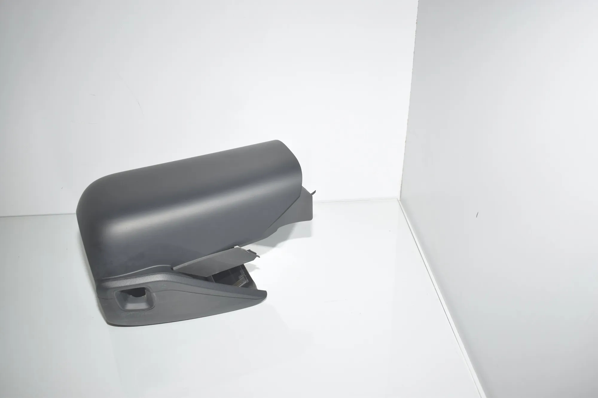 Steering Mechanism Trim – OEM 9285065 · BMW i3 (I01) Hybrid 2016 – 2