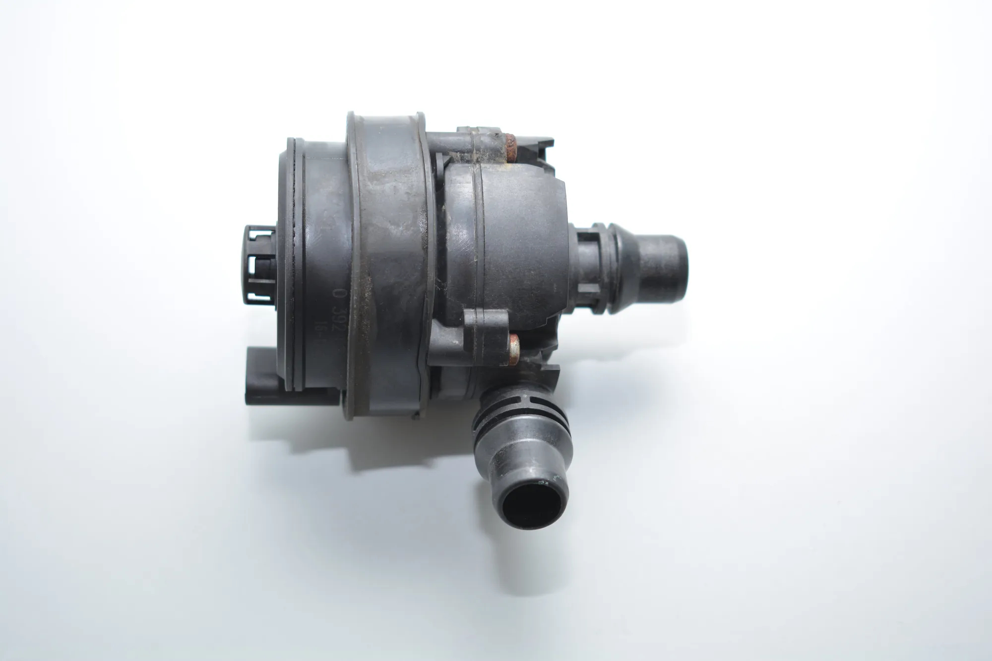 Auxiliary Water Pump – OEM 9147359 · BMW i3 (I01) Hybrid 2016 – 3