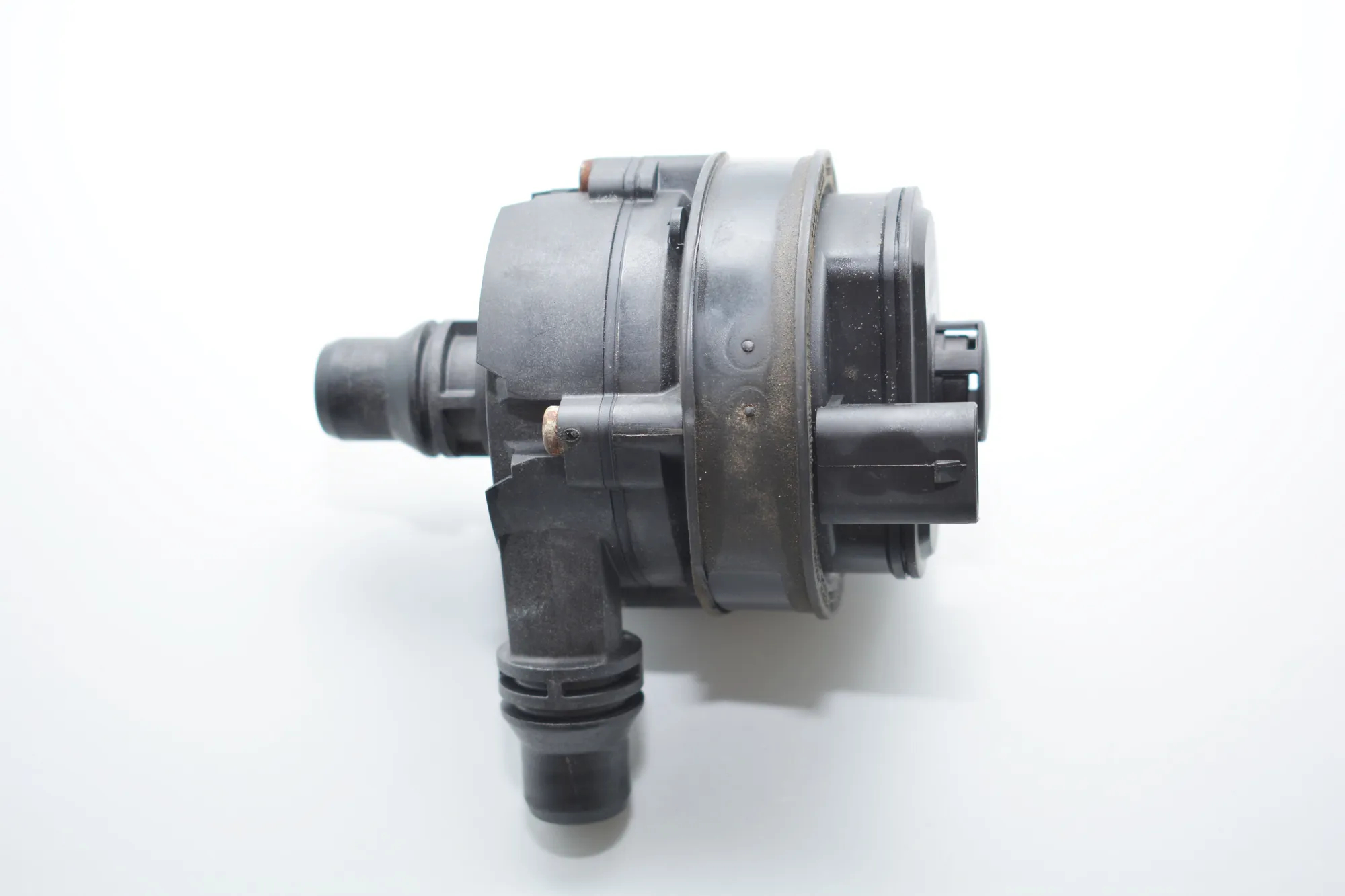 Auxiliary Water Pump – OEM 9147359 · BMW i3 (I01) Hybrid 2016