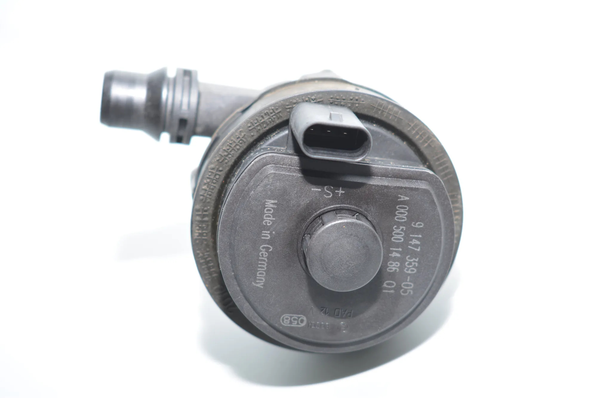 Auxiliary Water Pump – OEM 9147359 · BMW i3 (I01) Hybrid 2016 – 5