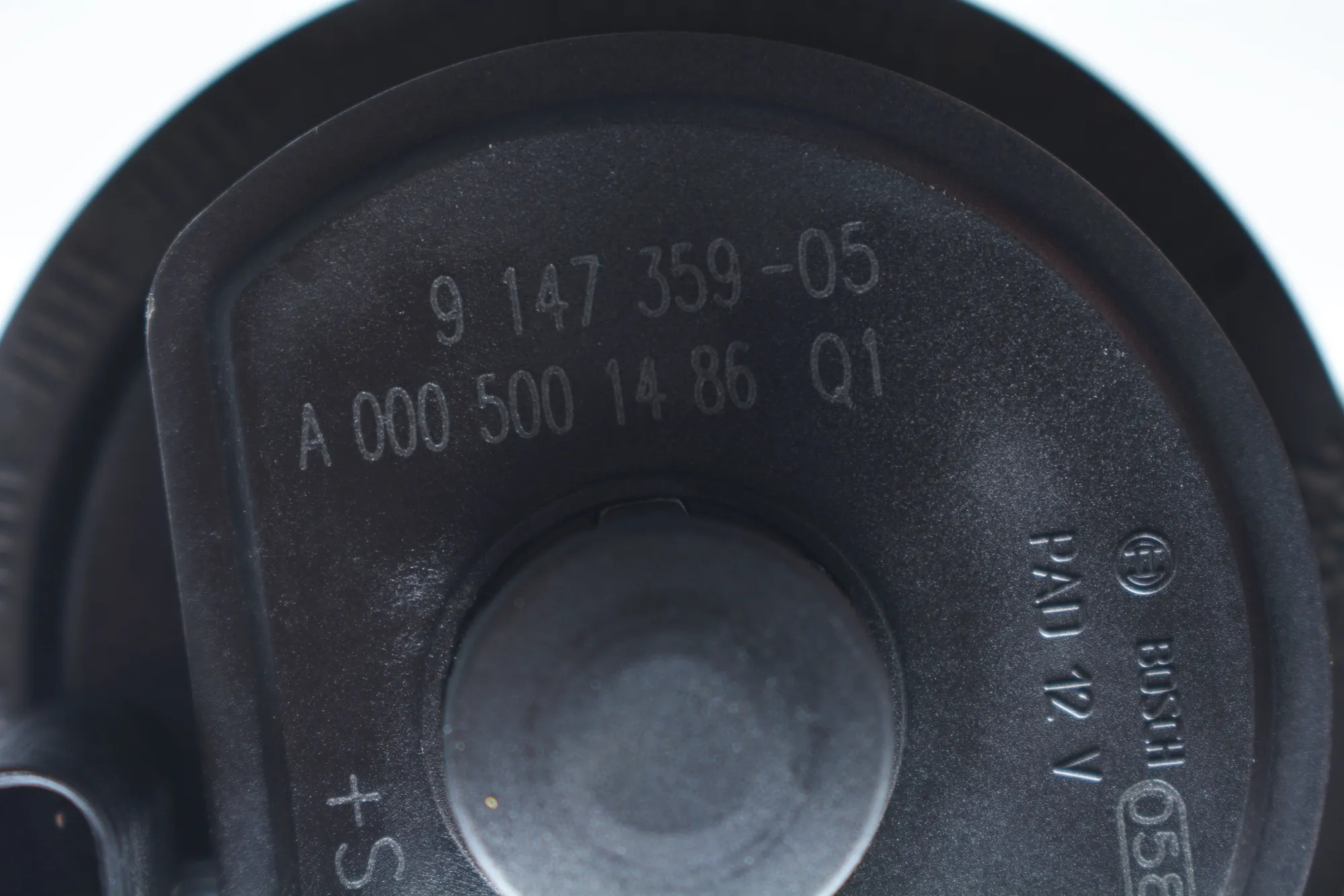 Auxiliary Water Pump – OEM 9147359 · BMW i3 (I01) Hybrid 2016 – 6