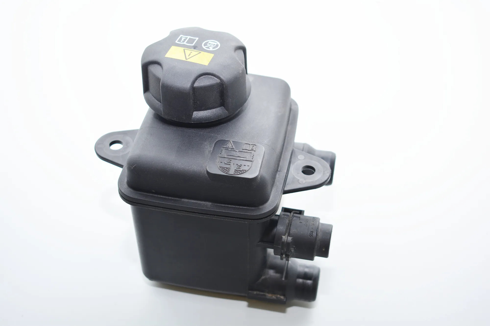 Expansion Tank – OEM 9327150 · BMW i3 (I01) Hybrid 2016