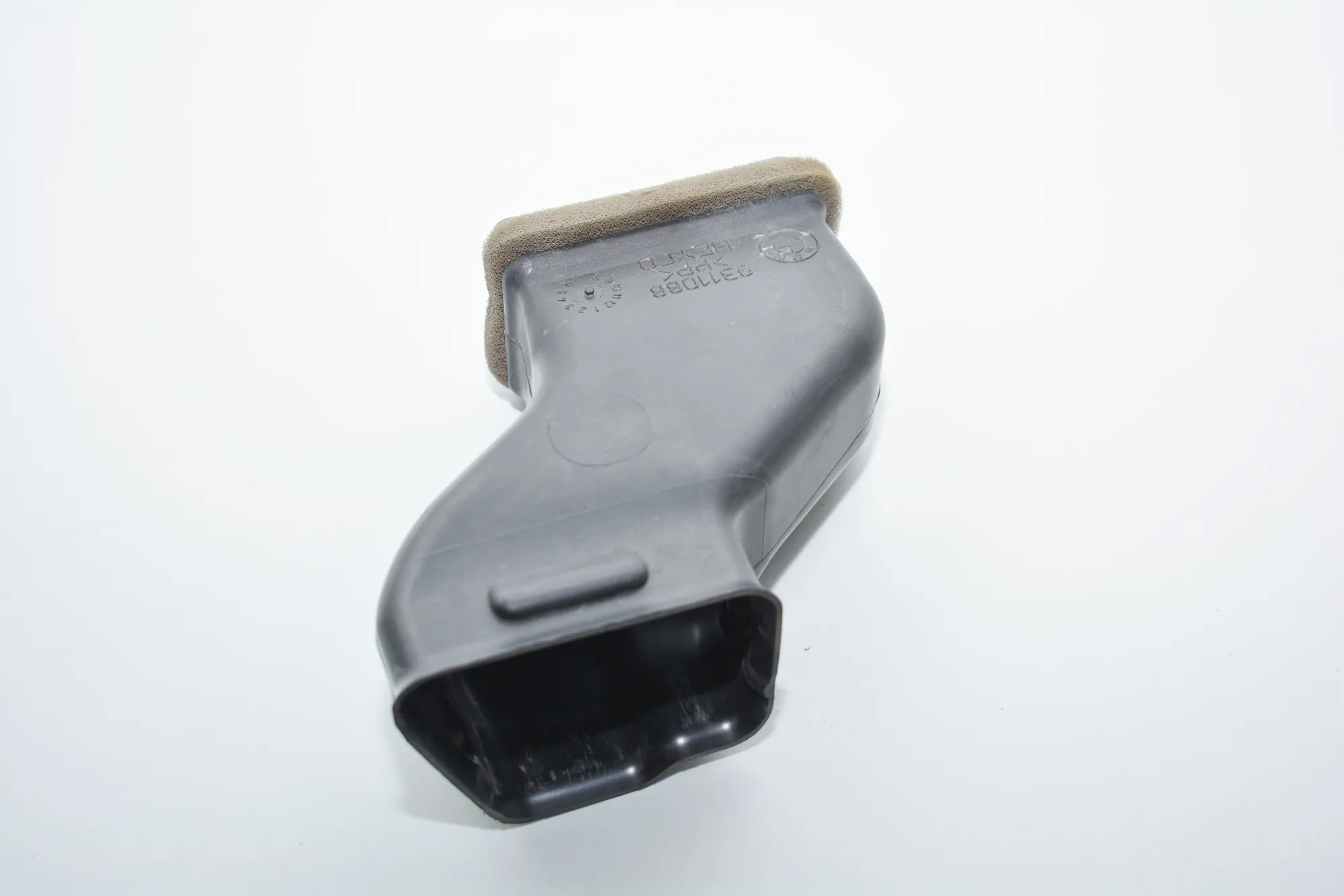 Other Interior Parts – OEM 9311088 · BMW i3 (I01) Hybrid 2016 – 3