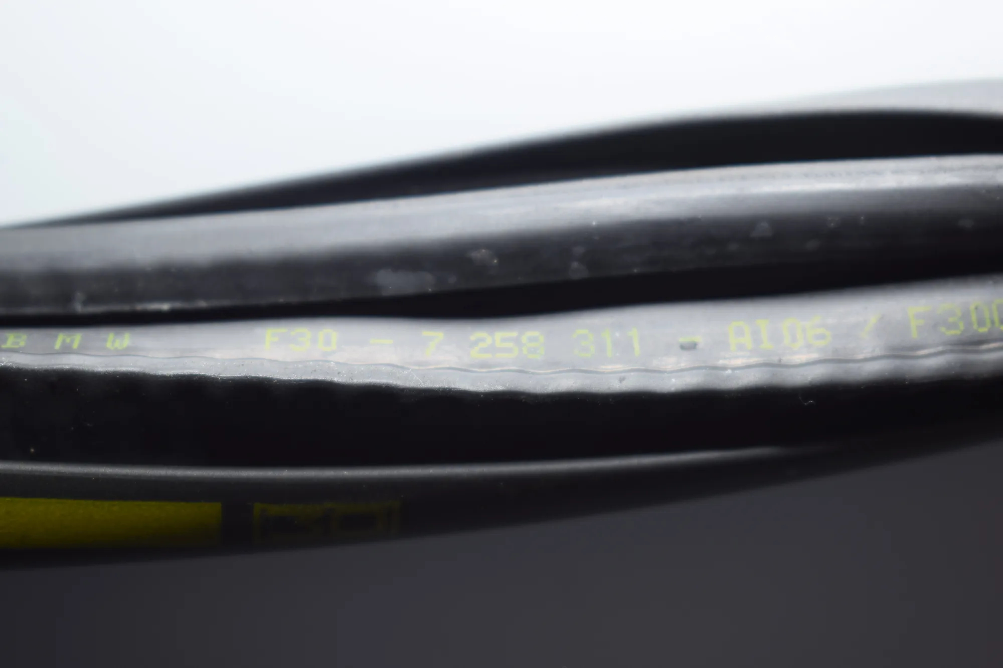 Rear Right Door Seal Rubber – OEM 7258311 · BMW 3 (F30, F80) 330 d xDrive 2014 – 3
