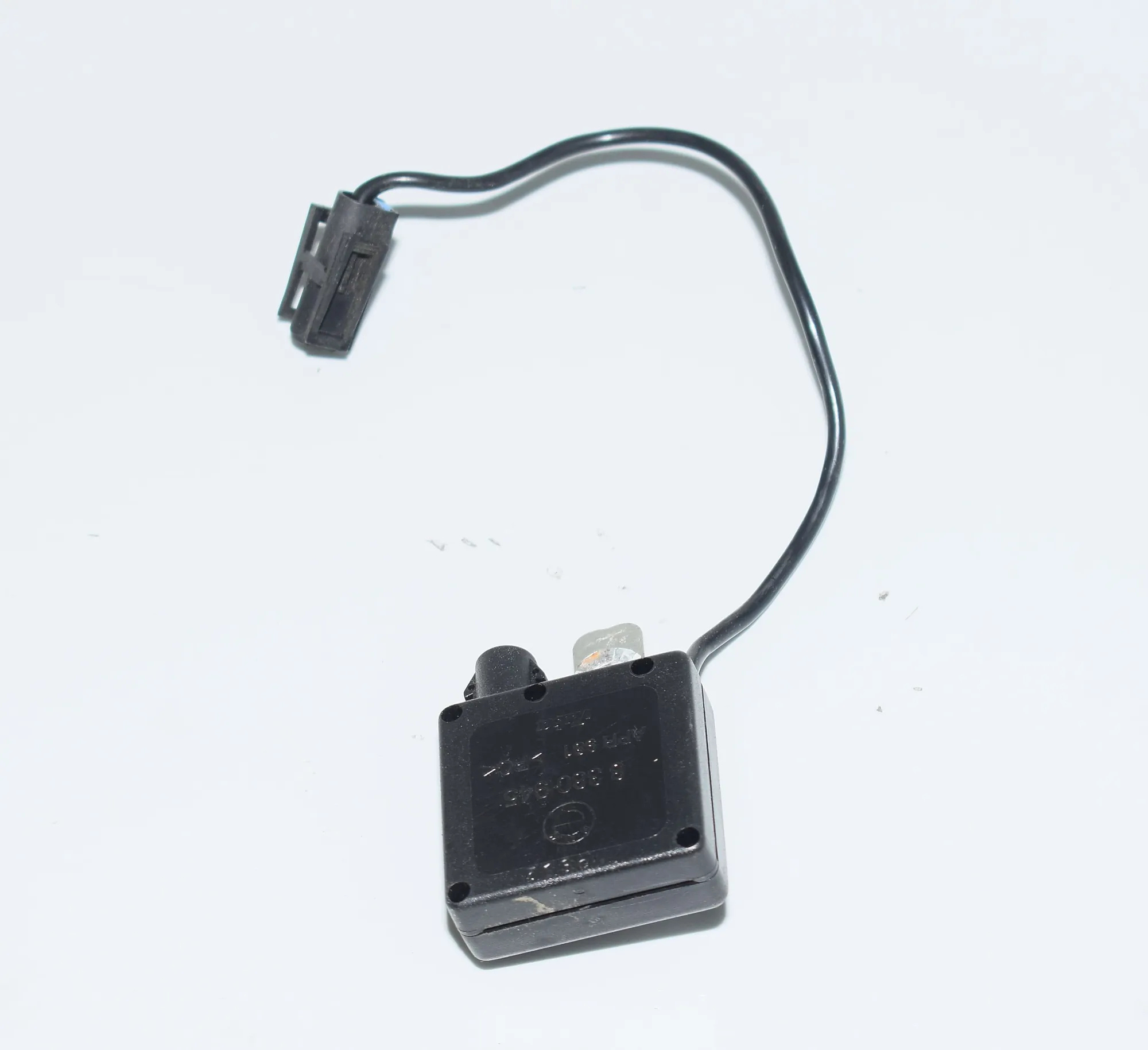 Antenna Amplifier – OEM 8380945 · BMW X5 (E53) 3.0 d 2004 – 2