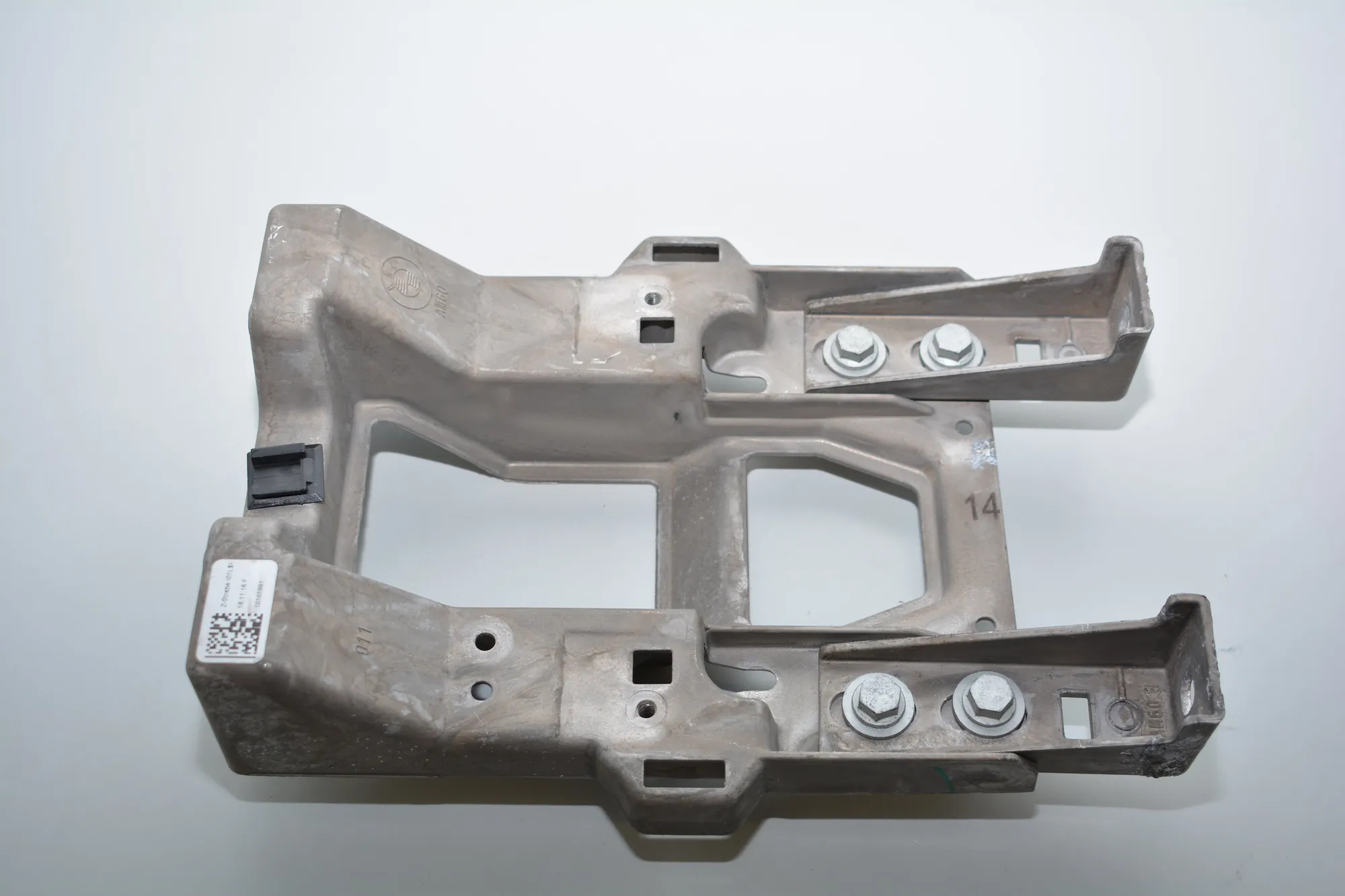 Other Body Parts – OEM 9265940 · BMW i3 (I01) Hybrid 2016