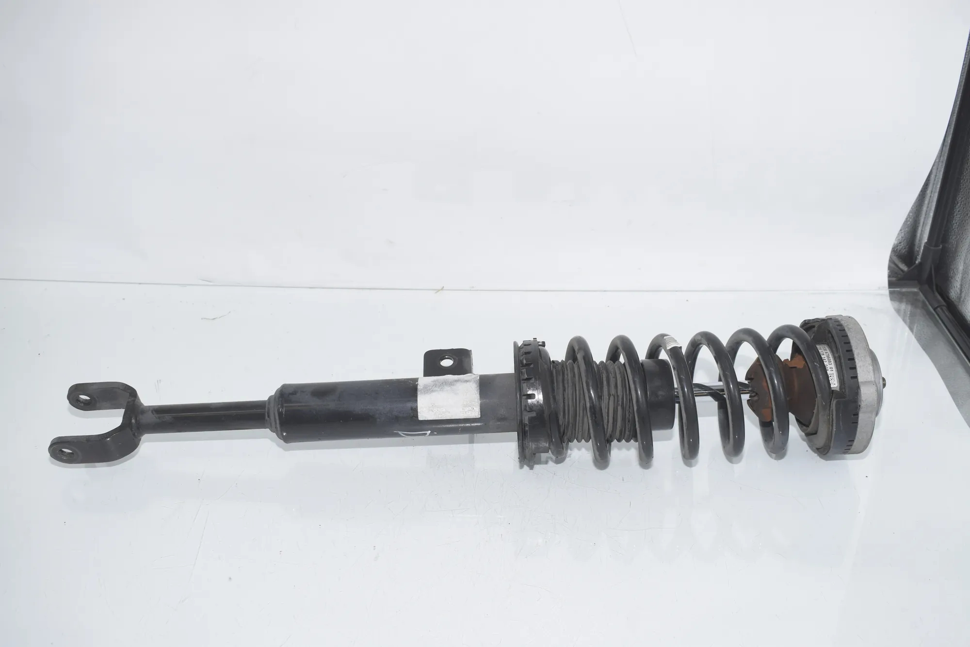 Front Right Shock Absorber – OEM 6775576 · BMW 5 (F10) 525 d 2010