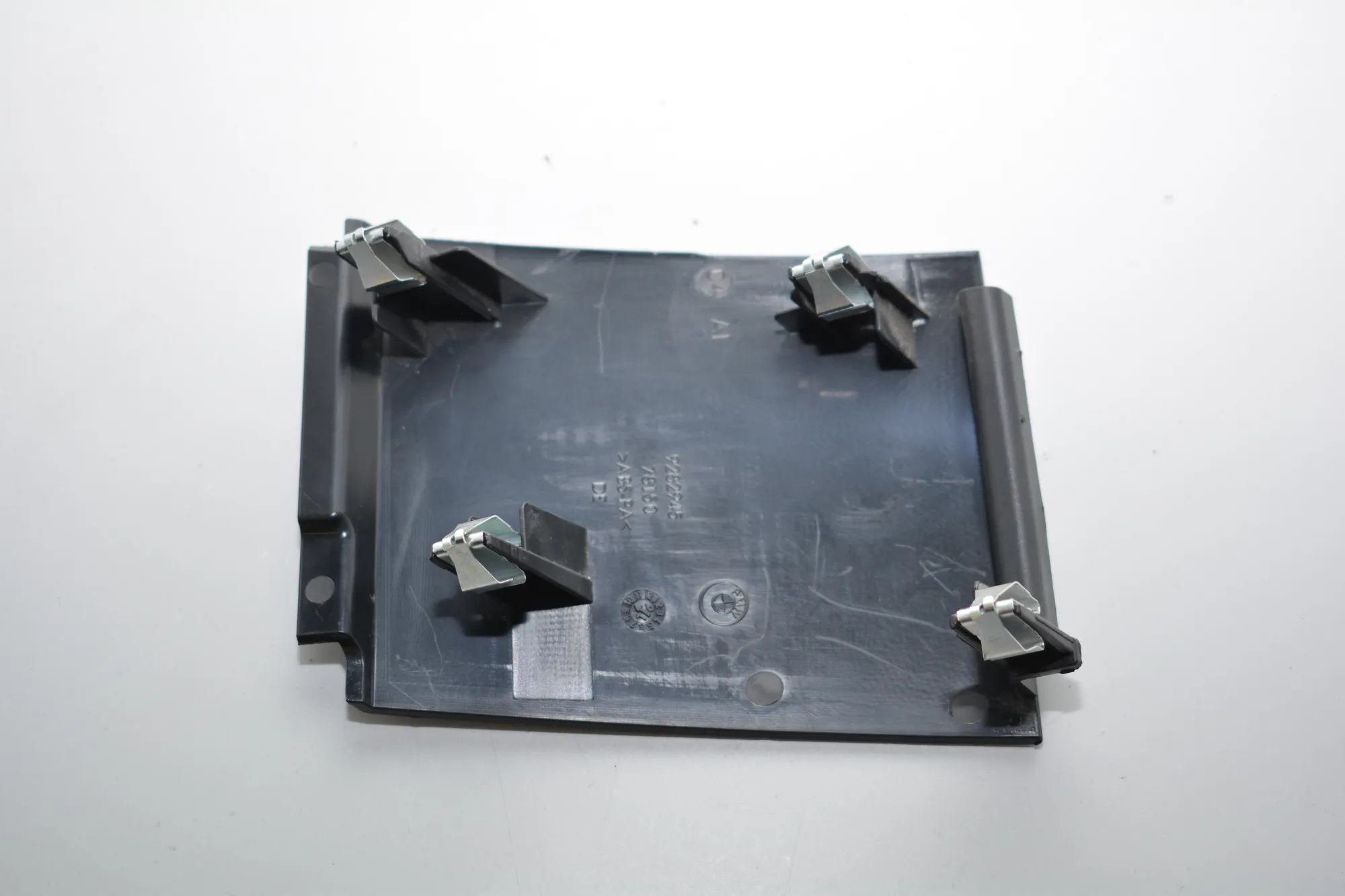 Other Interior Parts – OEM 9282945 · BMW i3 (I01) Hybrid 2016 – 4