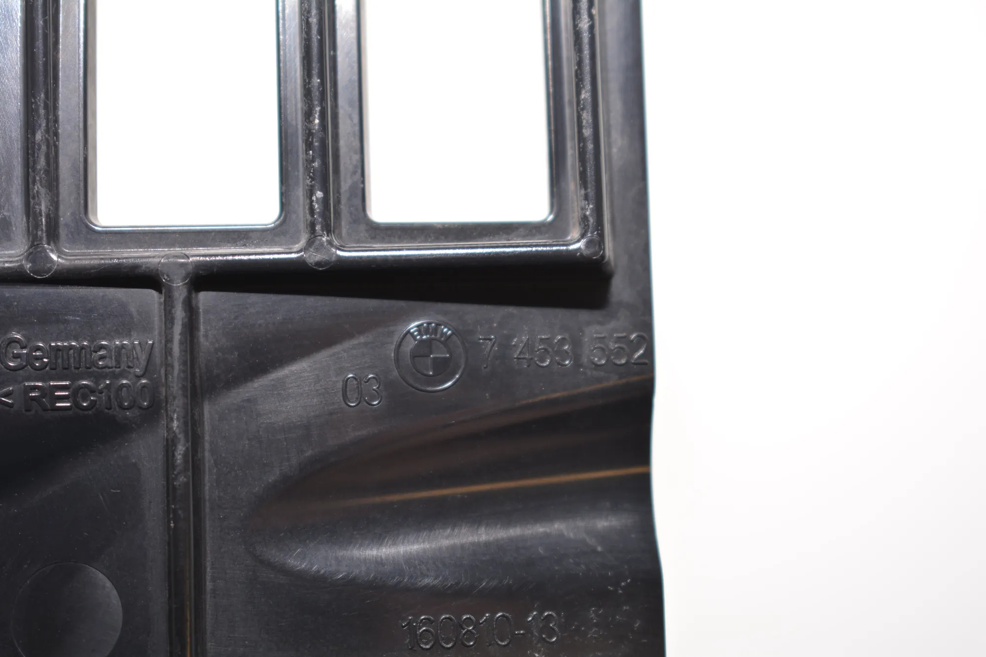 Other Body Parts – OEM 7453552 · BMW i3 (I01) Hybrid 2016 – 4