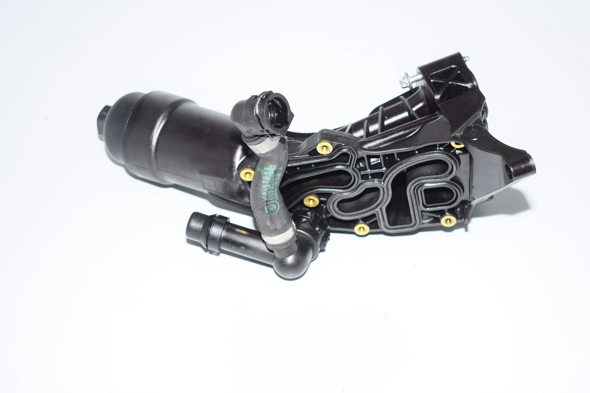 Oil Cooler – OEM 7056866 · BMW X5 (F15, F85) BMW X5 (F15, F85) xDrive 25 d 2018 – 2