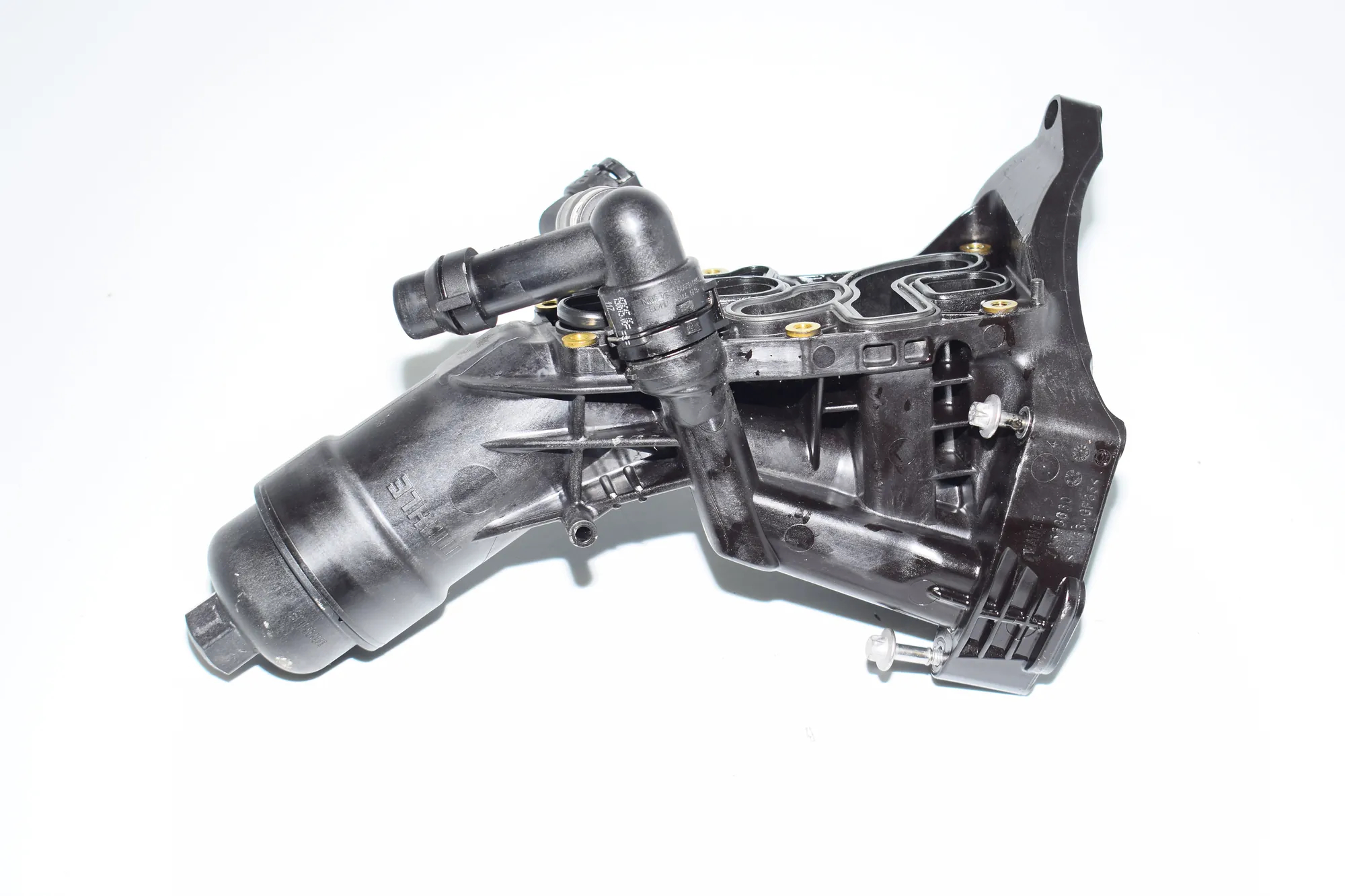 Oil Cooler – OEM 7056866 · BMW X5 (F15, F85) BMW X5 (F15, F85) xDrive 25 d 2018 – 3
