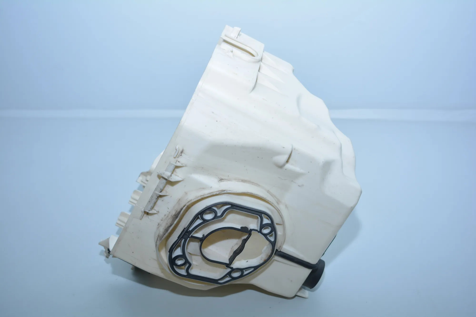 Other Engine Compartment Parts – OEM 7584146 · BMW 3 Cabrio (E93) BMW 3 Cabrio (E93) 2011 – 4