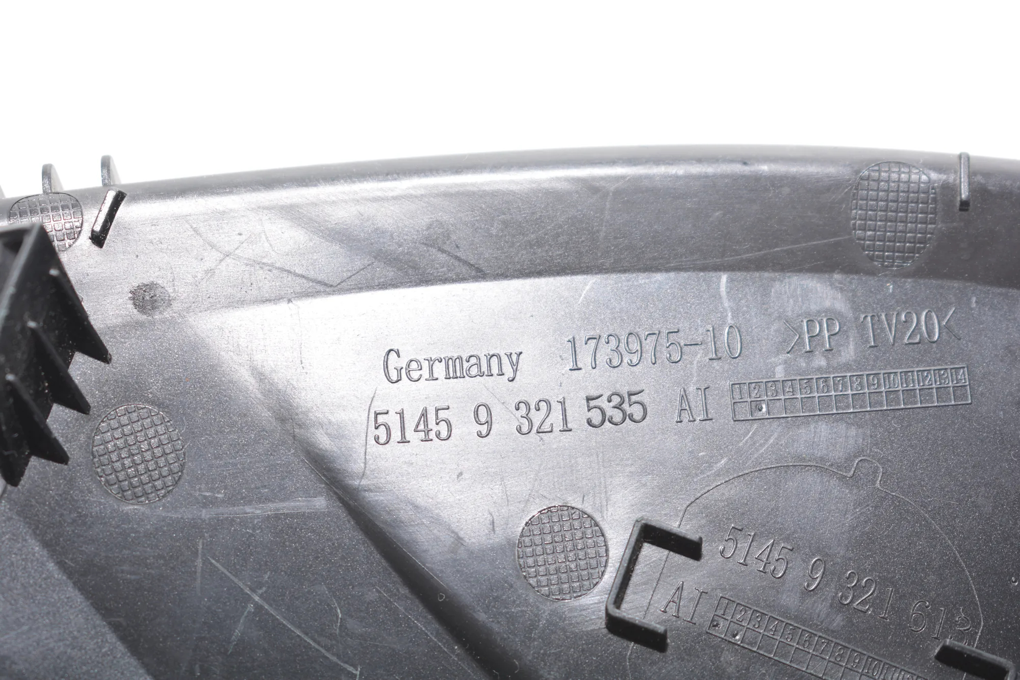 Other Interior Parts – OEM 9321535 · BMW 4 Gran Coupe (F36) BMW 4 Gran Coupe (F36) 420 i 2015 – 3