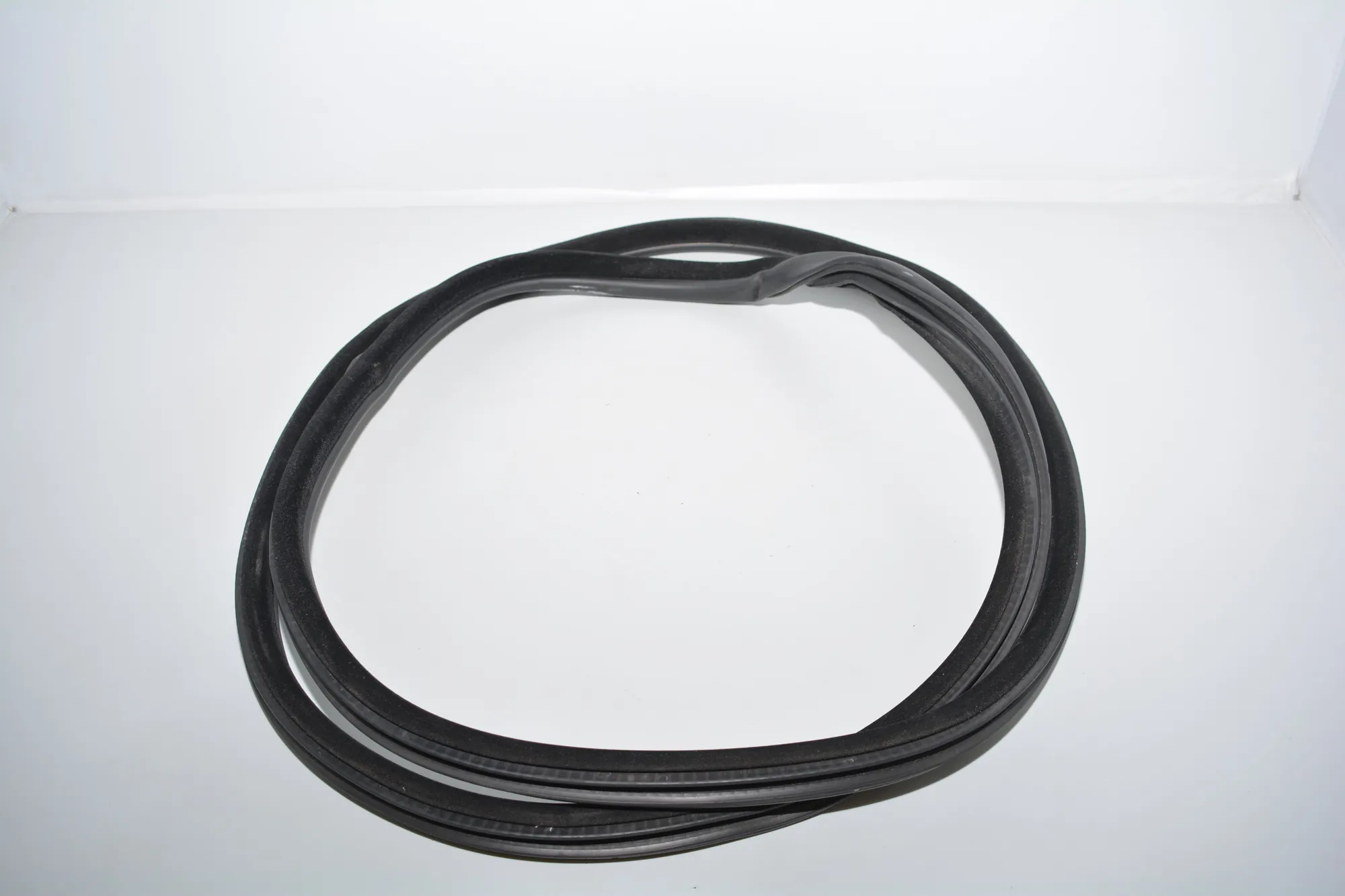 Rear Right Door Seal Rubber – OEM 7199775 · BMW 5 Touring (F11) BMW 5 Touring (F11) 2013